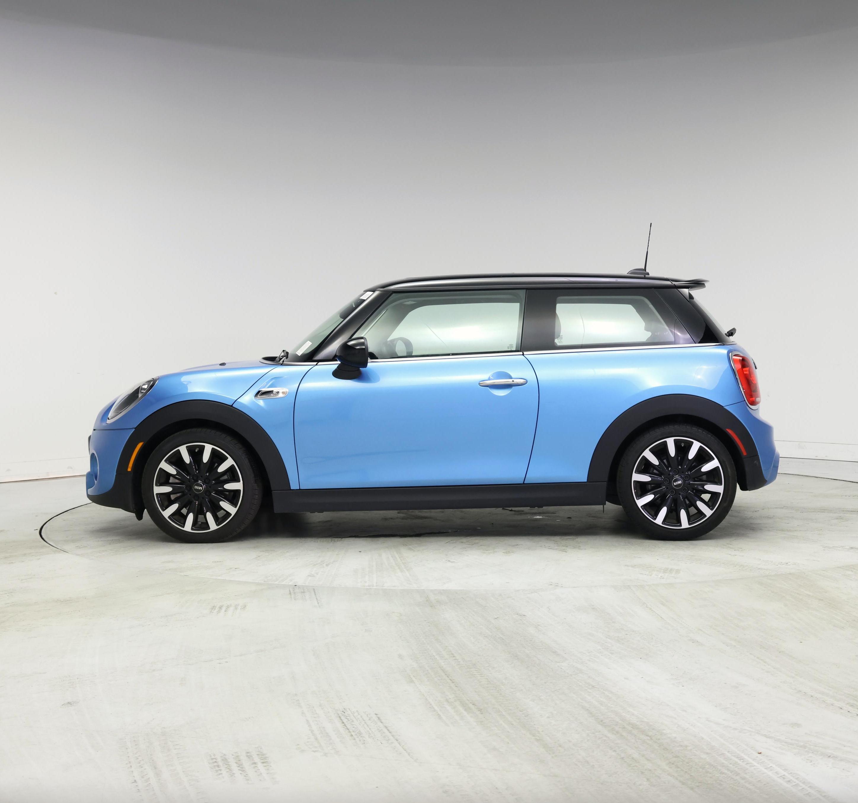 Thumbnail: 2019 MINI Cooper Hardtop - 3