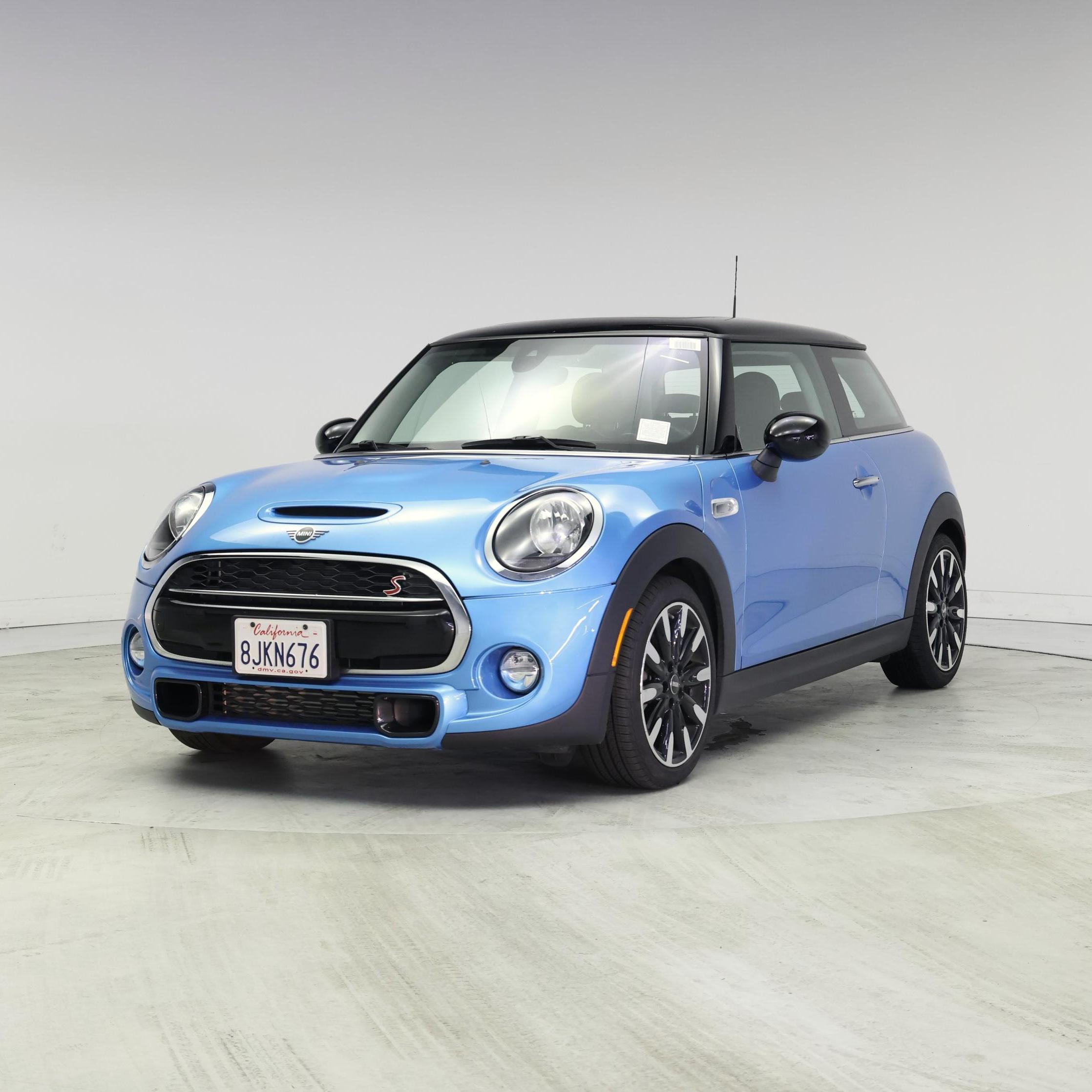 Thumbnail: 2019 MINI Cooper Hardtop - 4