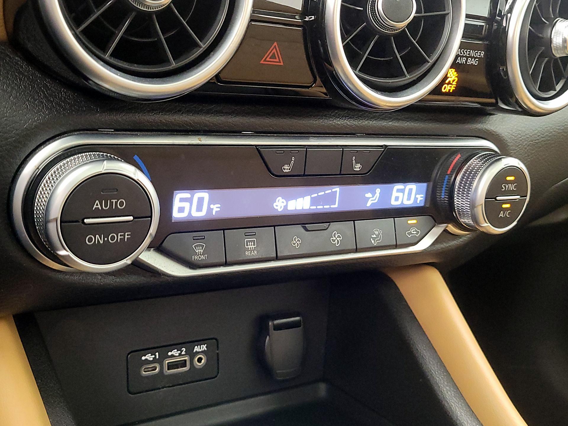 Thumbnail: 2020 Nissan Sentra - 16
