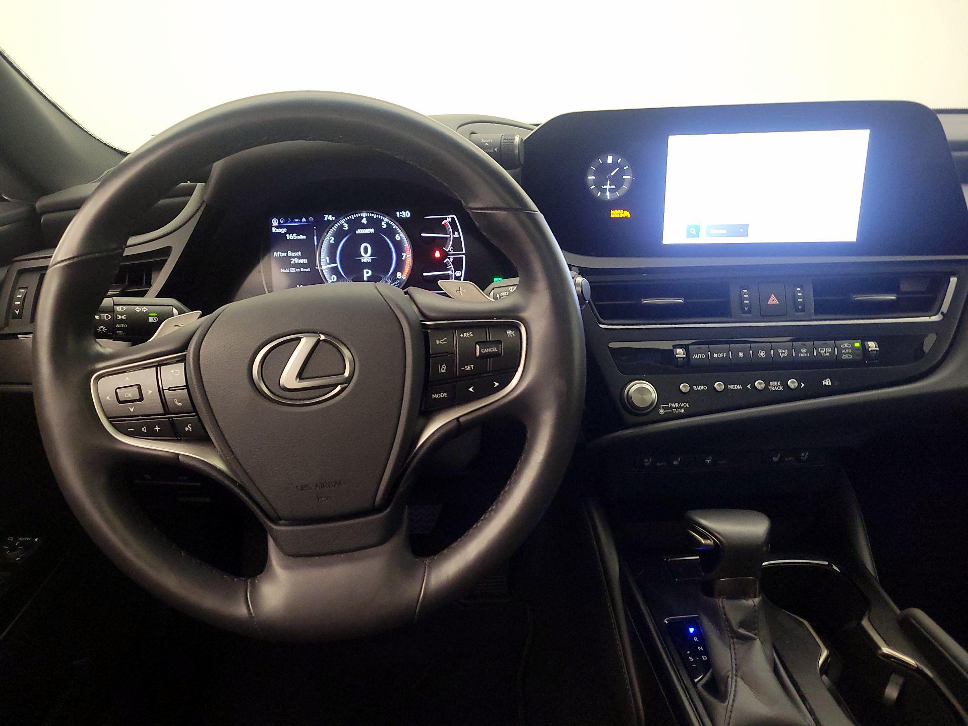 Thumbnail: 2024 Lexus ES - 10