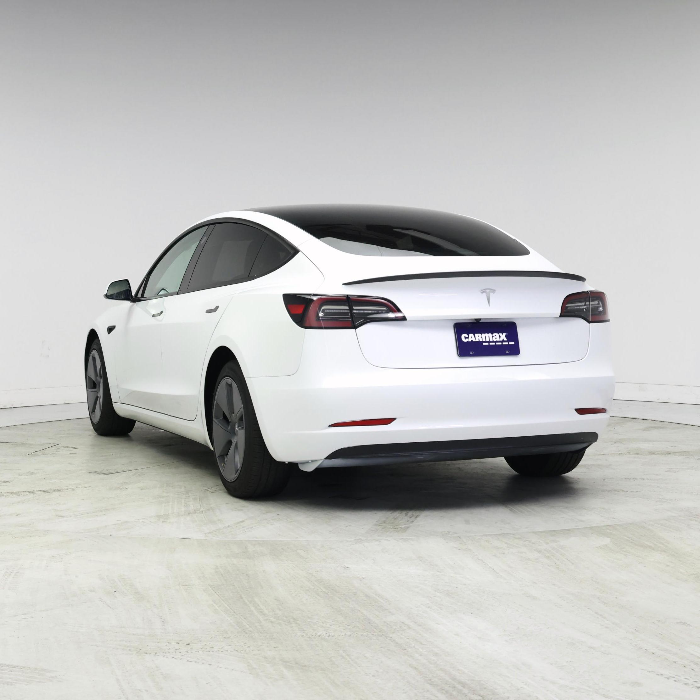 Thumbnail: 2023 Tesla Model 3 - 2