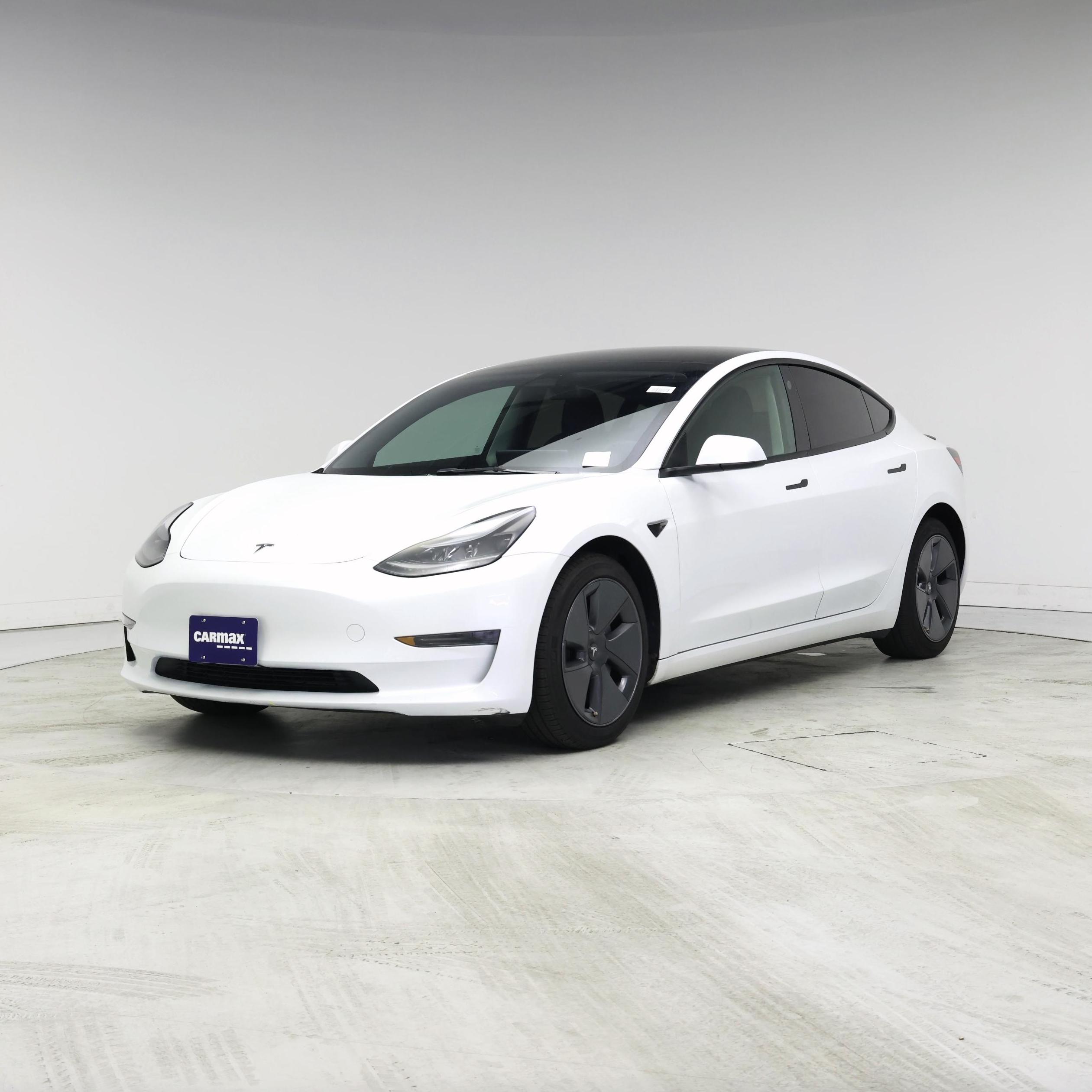 Thumbnail: 2023 Tesla Model 3 - 4