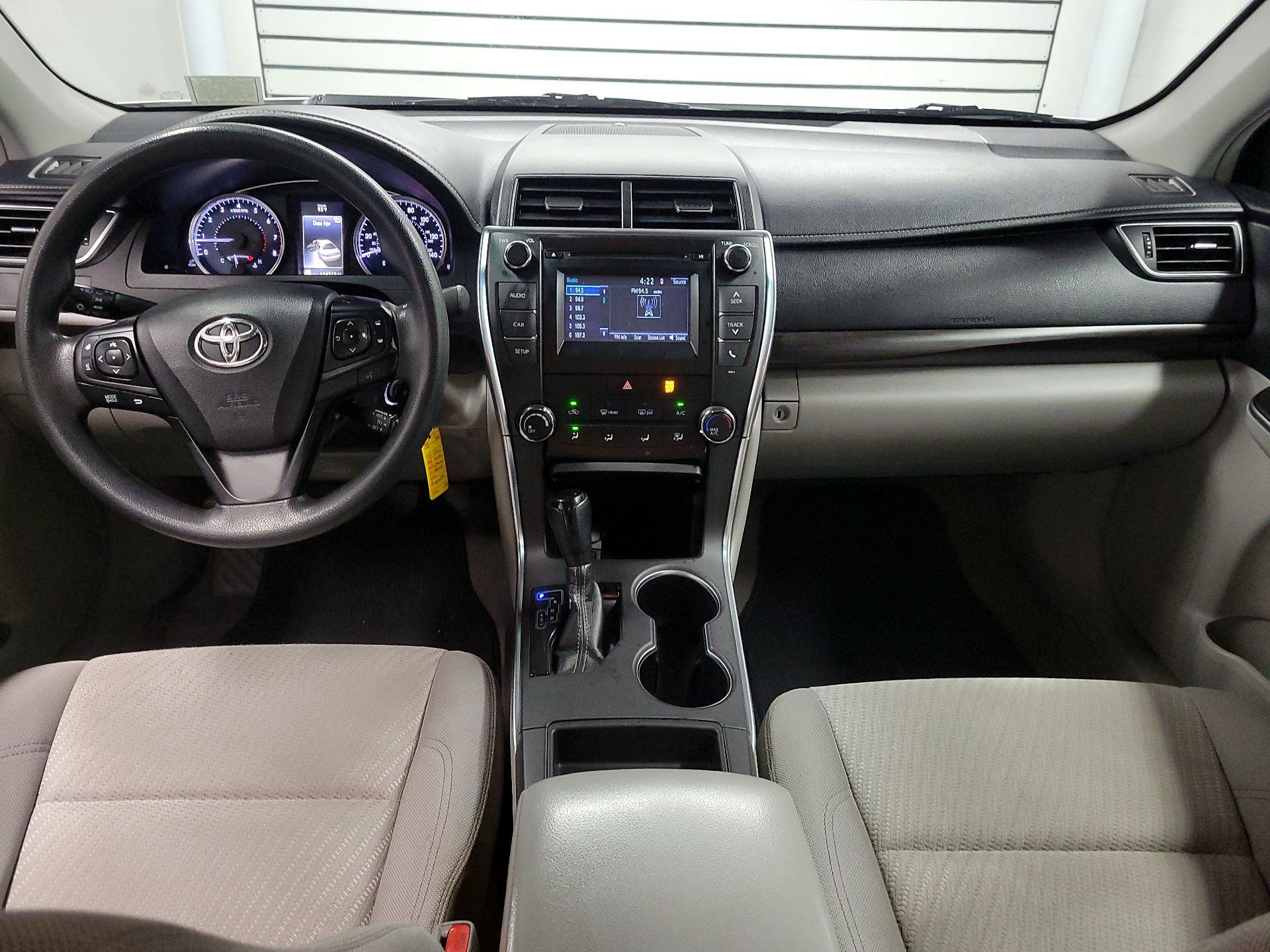 Thumbnail: 2016 Toyota Camry - 9