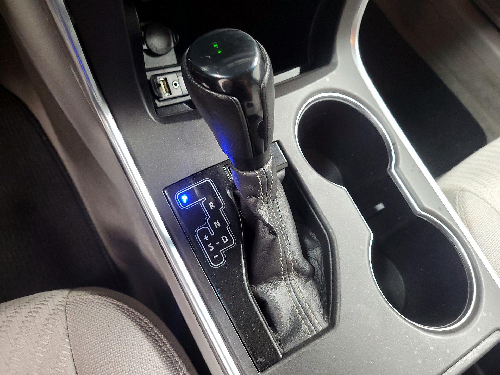 Thumbnail: 2016 Toyota Camry - 15