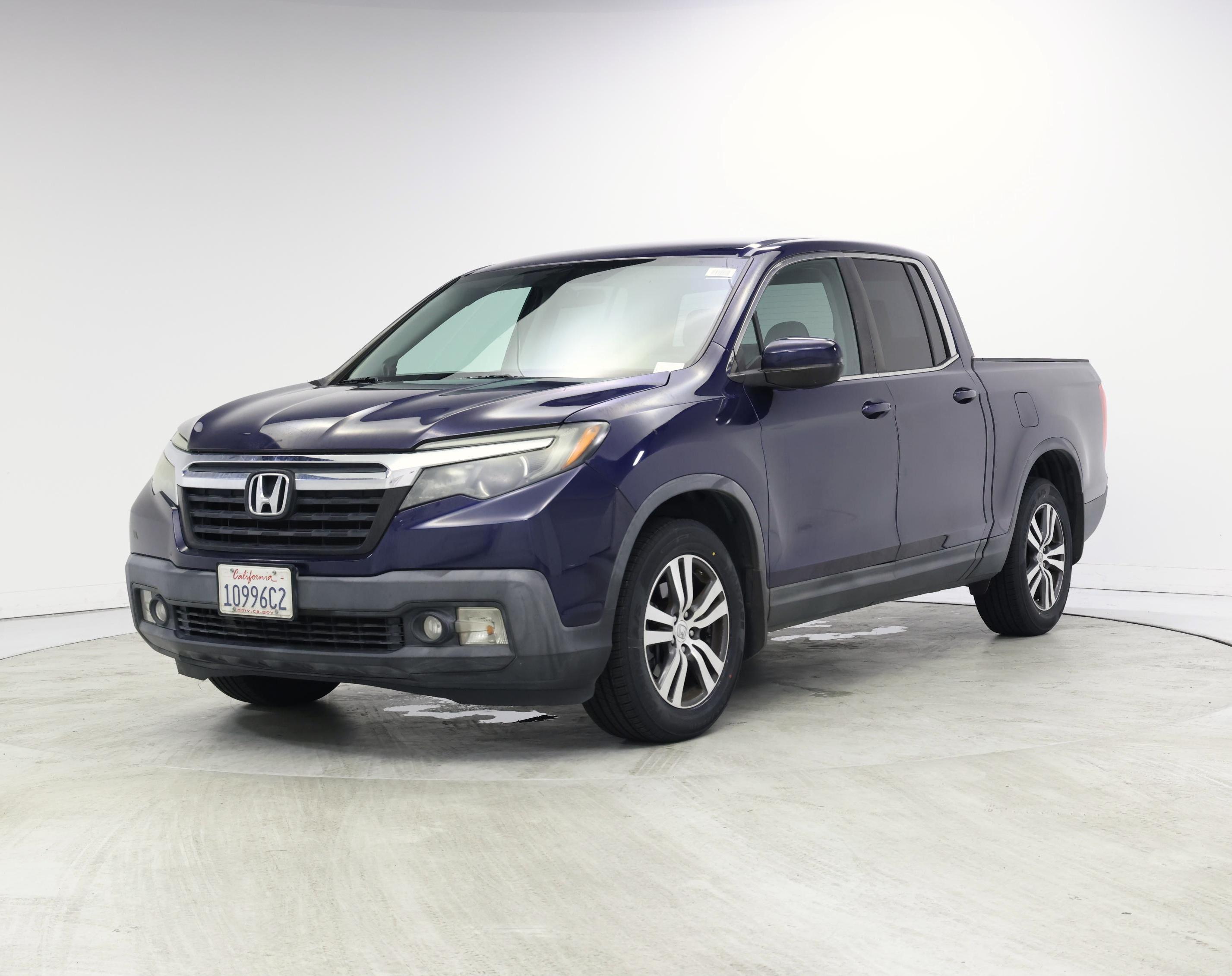 Thumbnail: 2017 Honda Ridgeline - 4