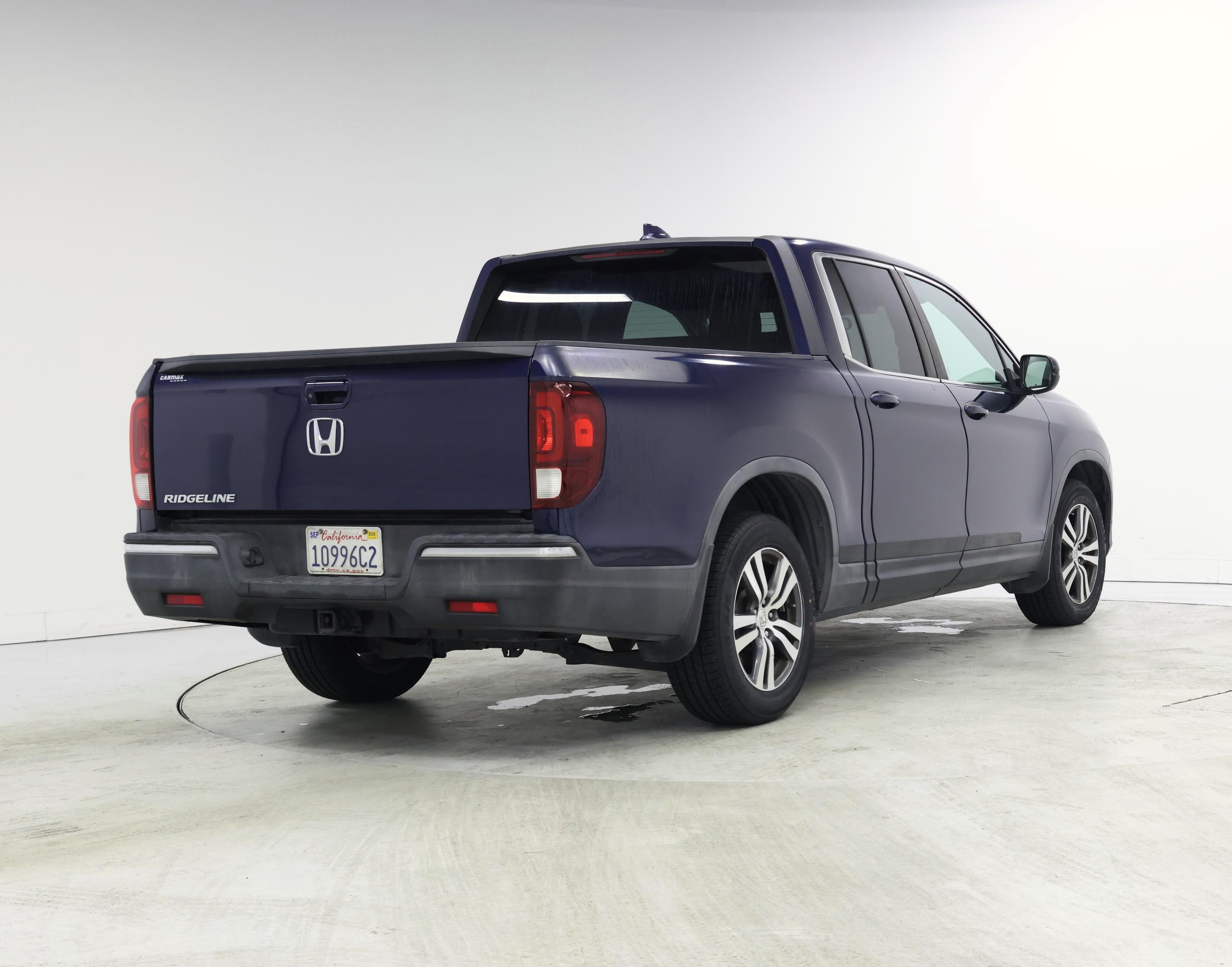 Thumbnail: 2017 Honda Ridgeline - 8