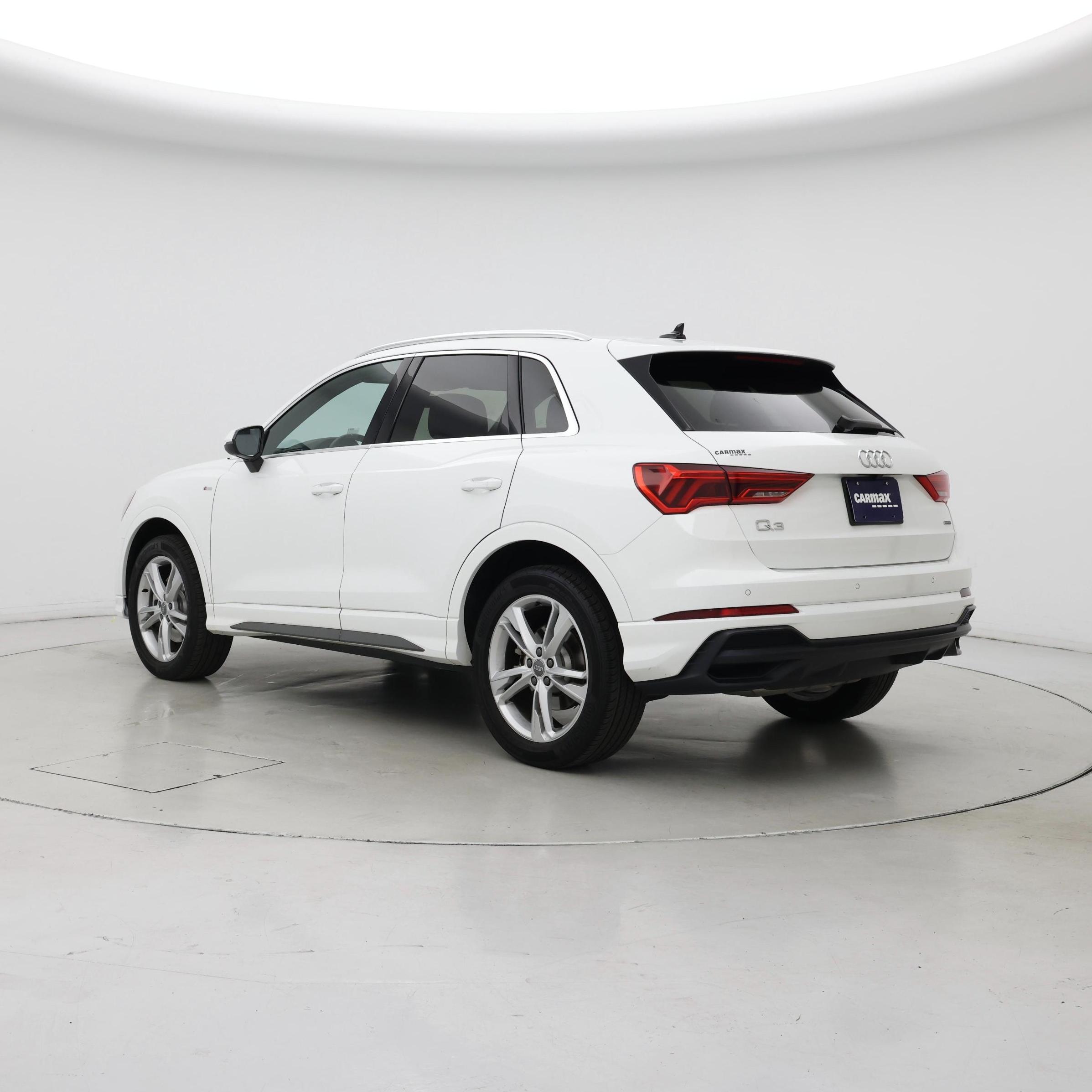 Thumbnail: 2020 Audi Q3 - 2