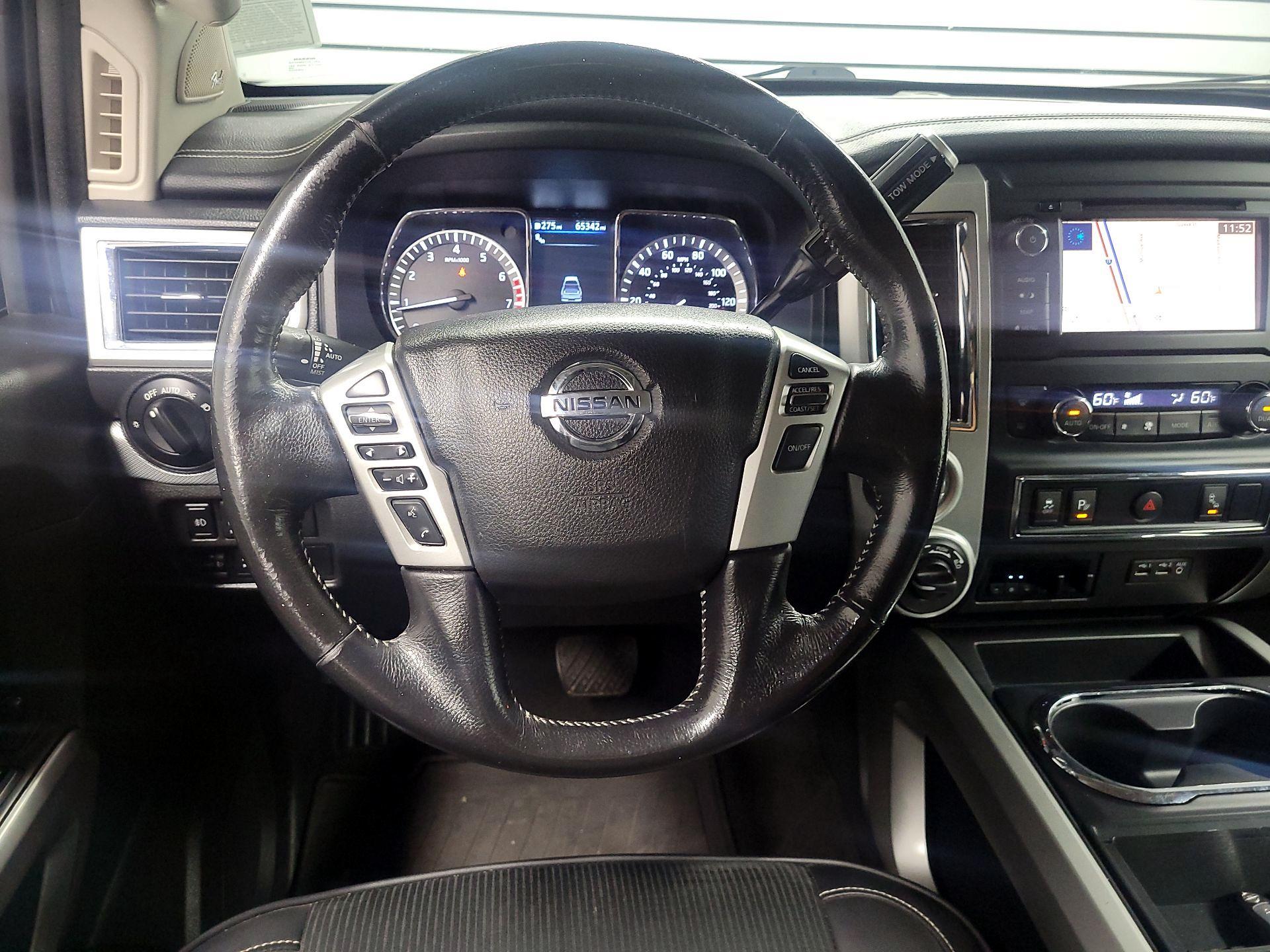 Thumbnail: 2019 Nissan Titan - 10