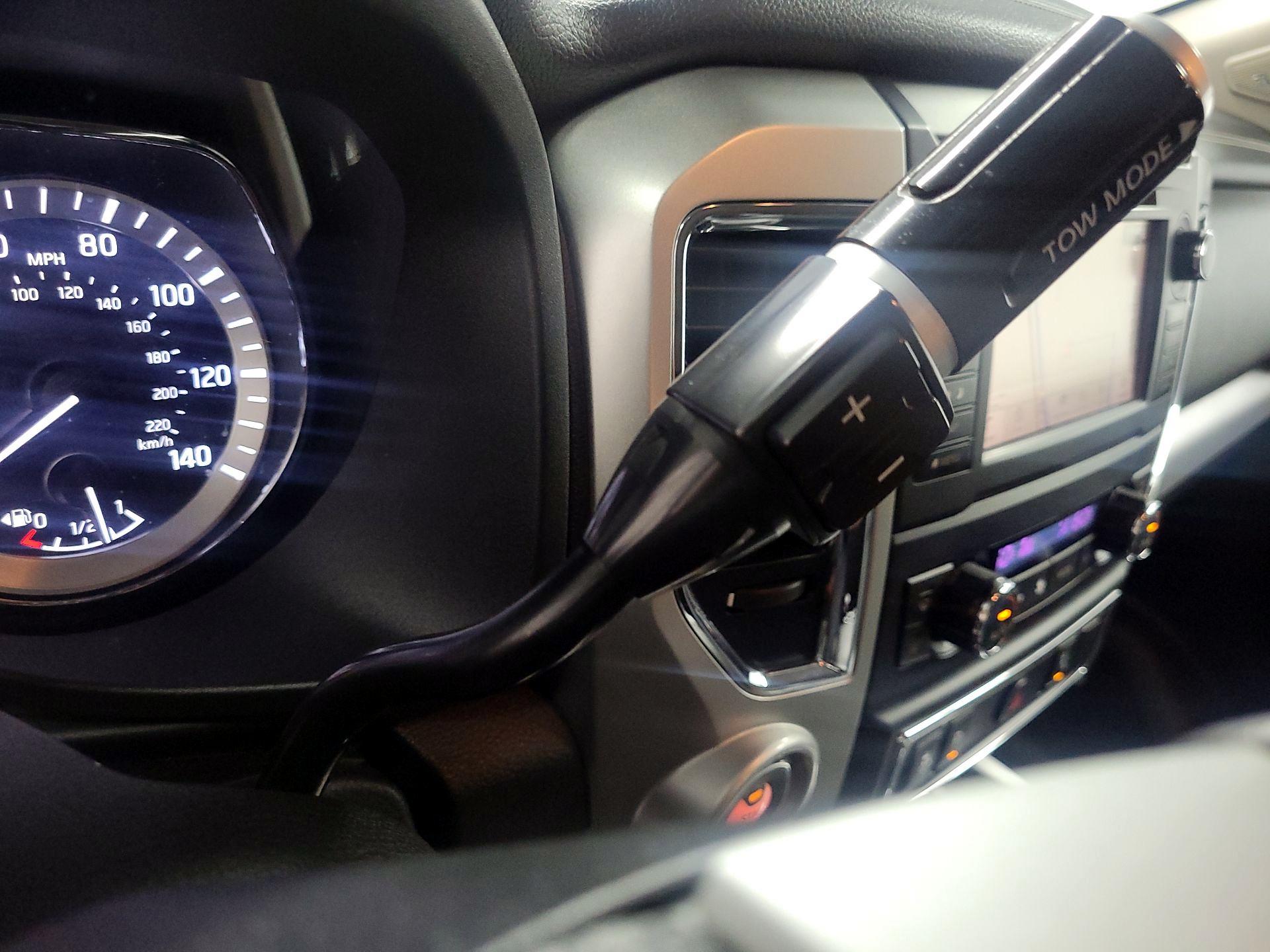Thumbnail: 2019 Nissan Titan - 18