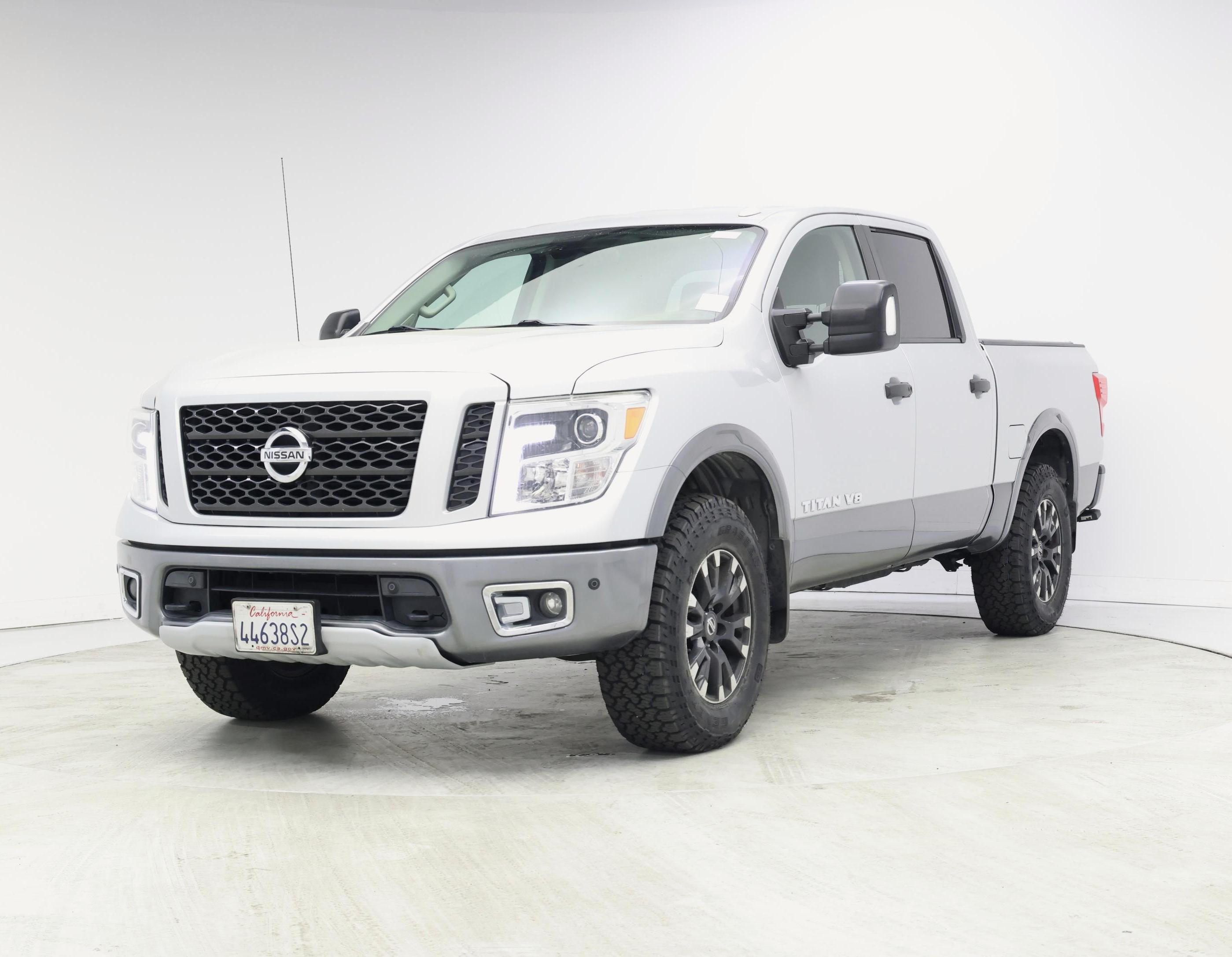 Thumbnail: 2019 Nissan Titan - 4