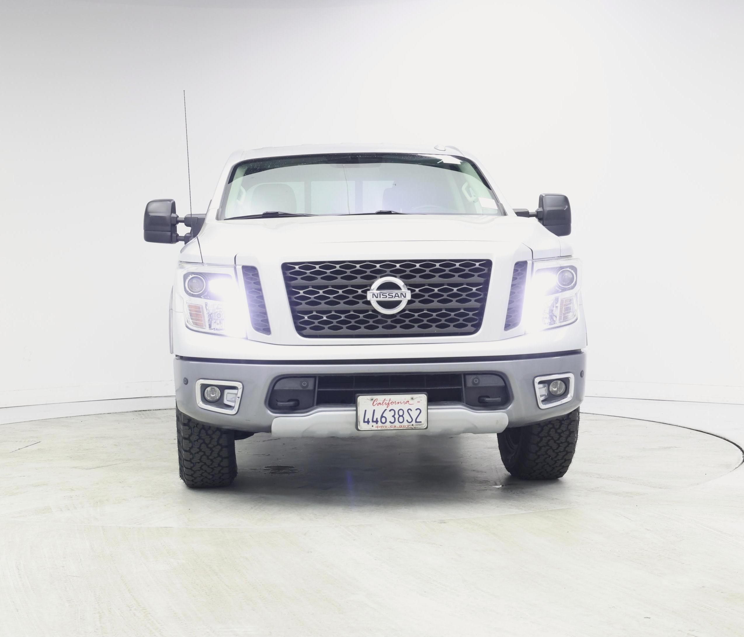 Thumbnail: 2019 Nissan Titan - 5