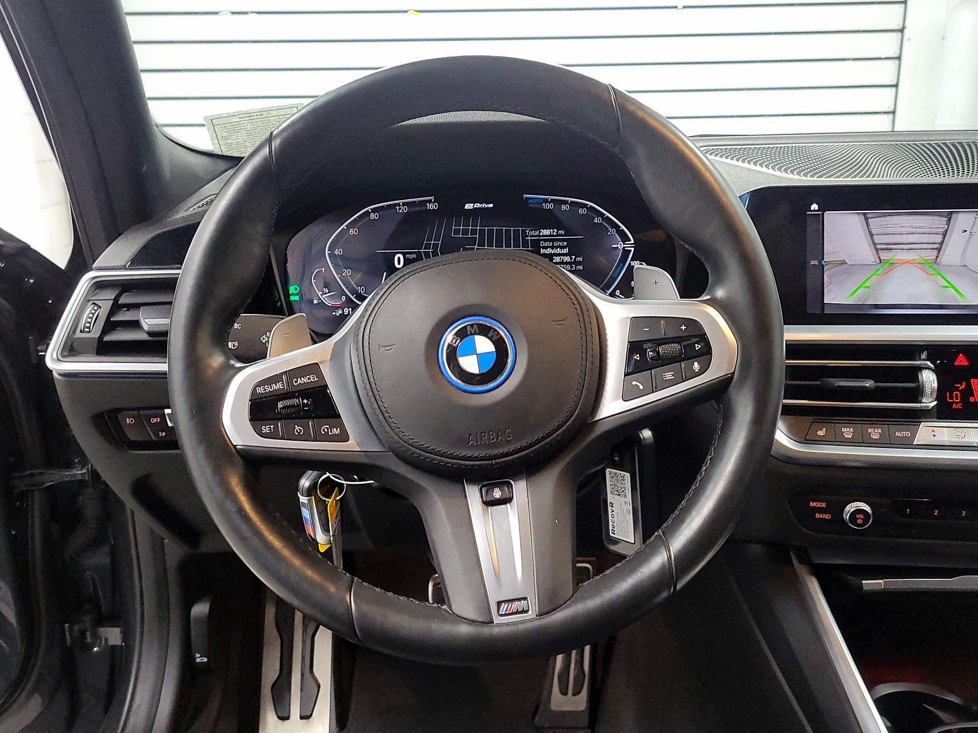 Thumbnail: 2022 BMW 3 Series - 10