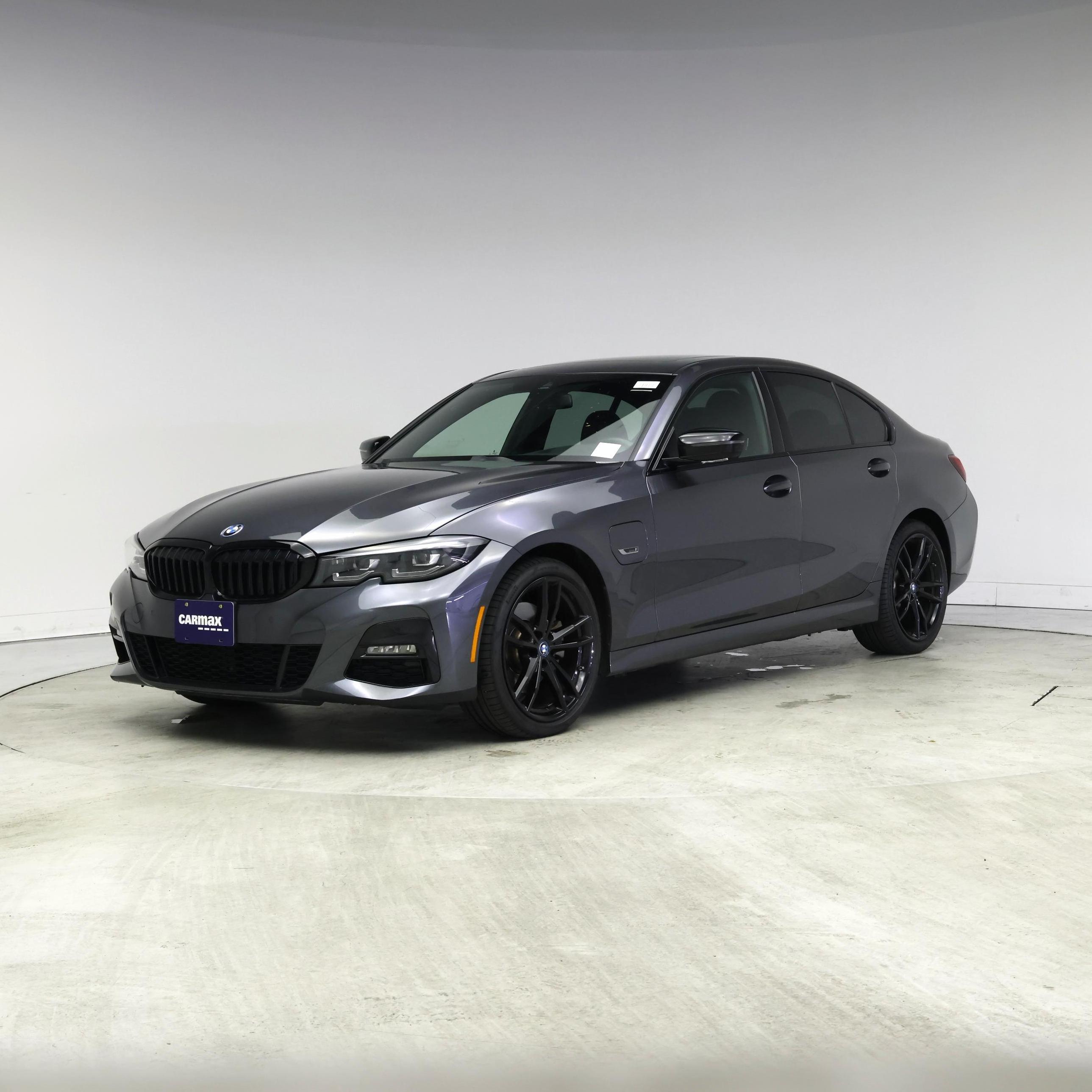Thumbnail: 2022 BMW 3 Series - 4