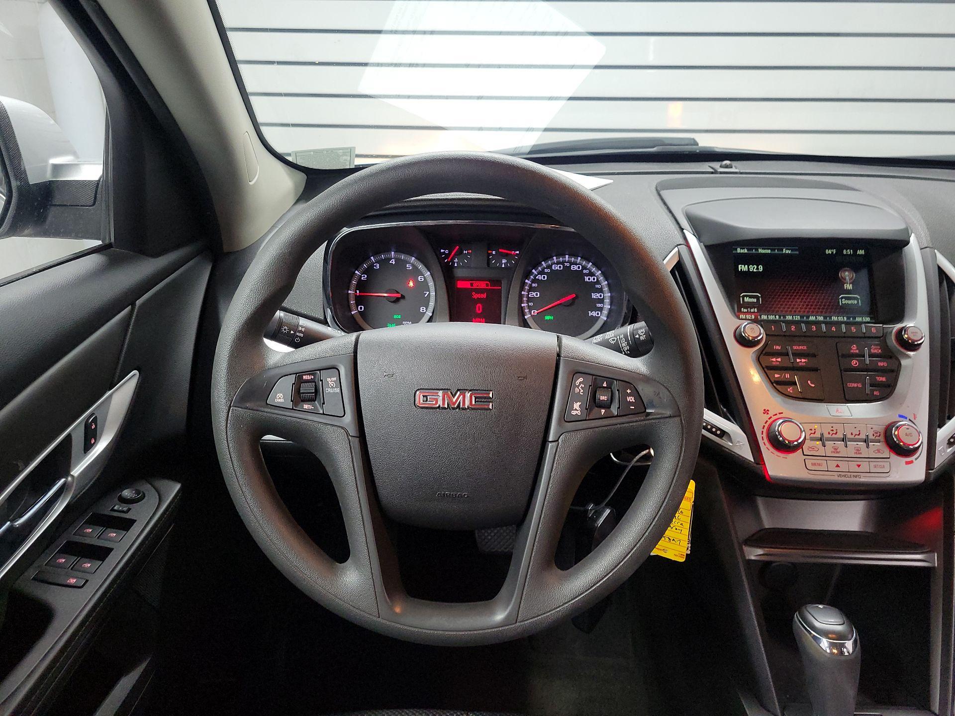 Thumbnail: 2016 GMC Terrain - 10
