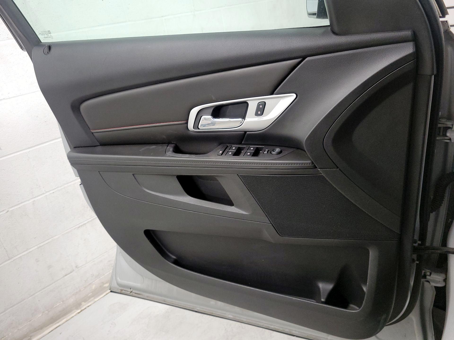 Thumbnail: 2016 GMC Terrain - 12