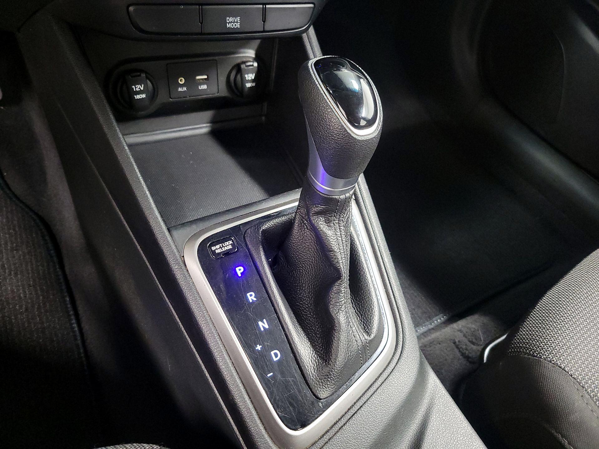 Thumbnail: 2019 Hyundai Accent - 16
