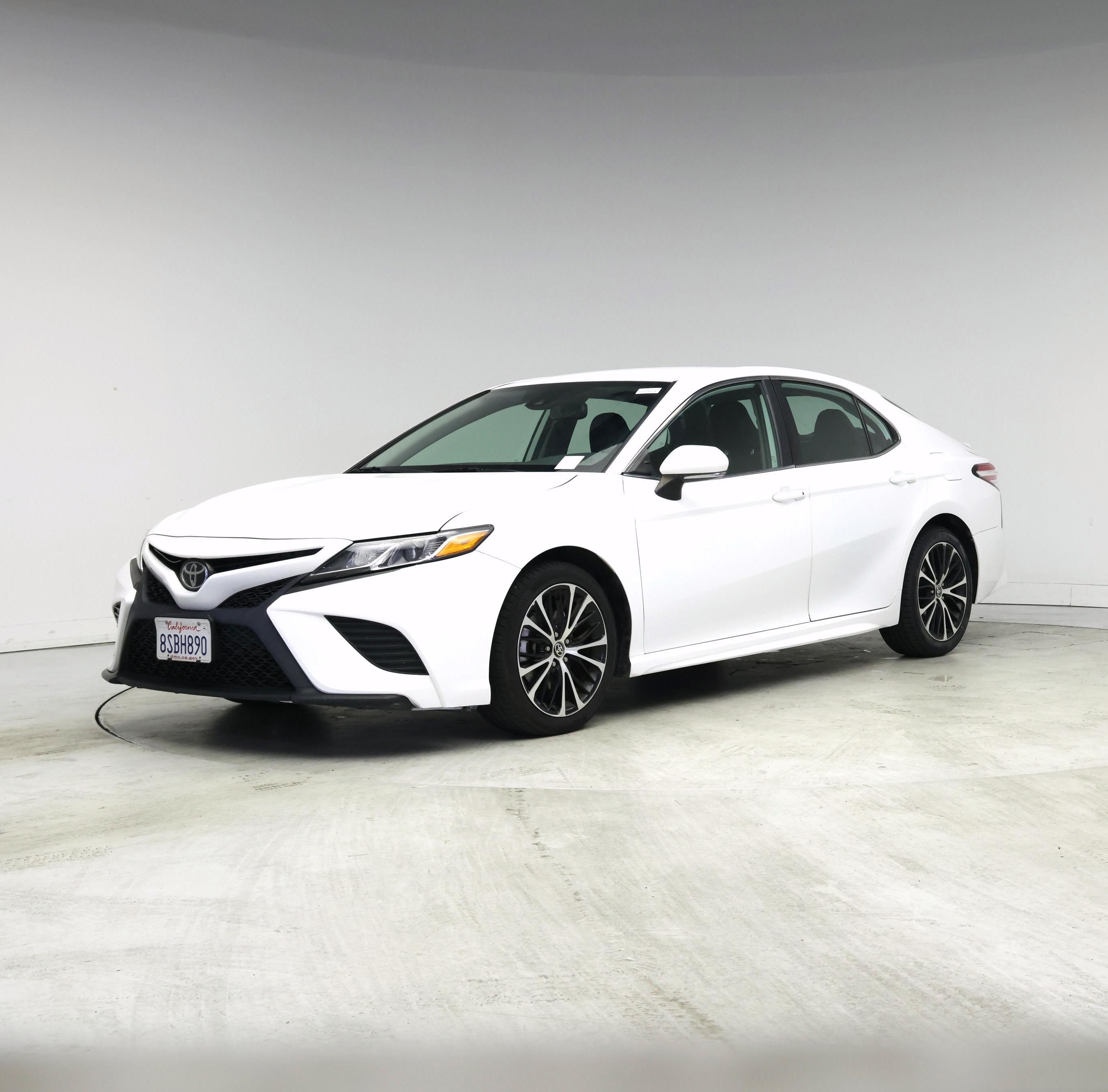 Thumbnail: 2020 Toyota Camry - 4