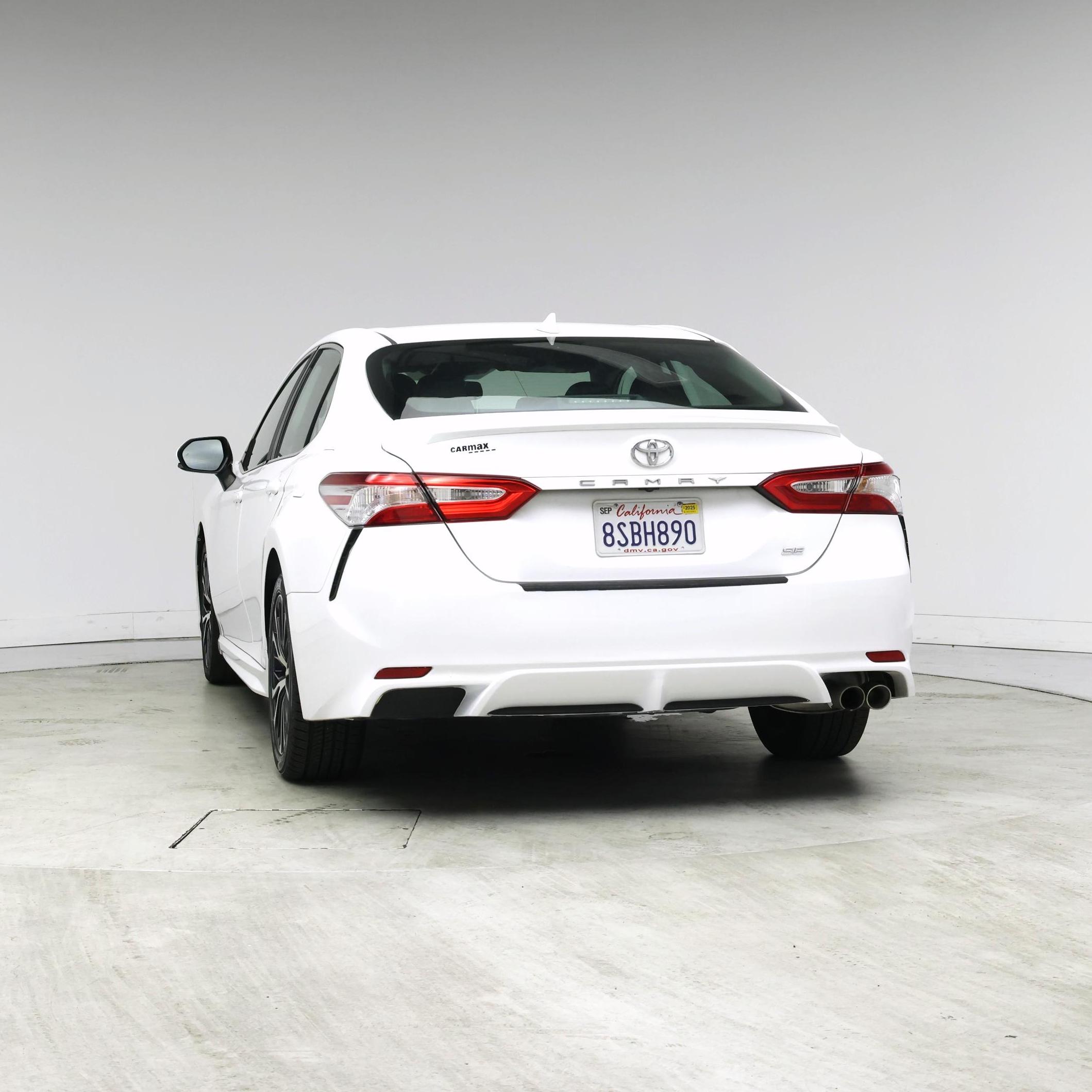 Thumbnail: 2020 Toyota Camry - 6