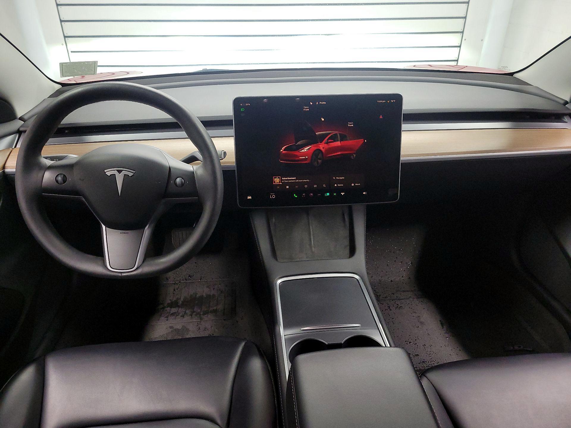 Thumbnail: 2023 Tesla Model 3 - 11