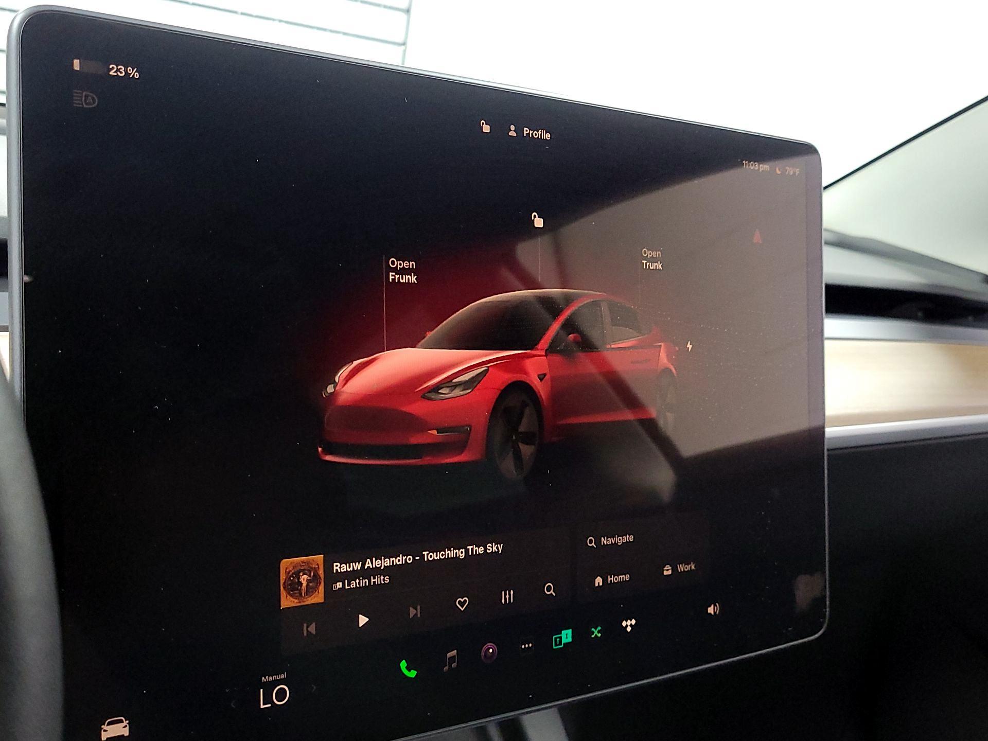 Thumbnail: 2023 Tesla Model 3 - 14