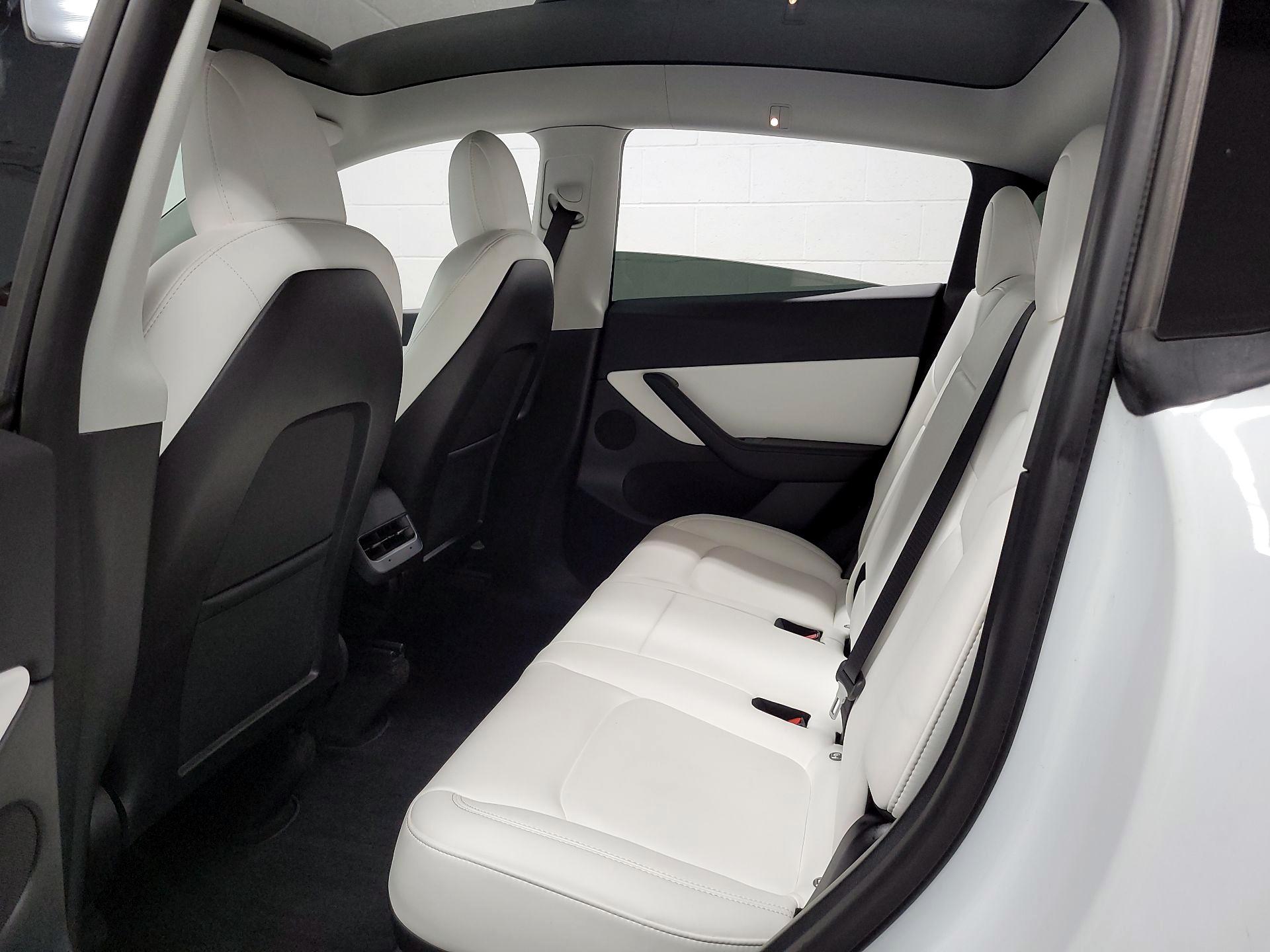 Thumbnail: 2021 Tesla Model Y - 17