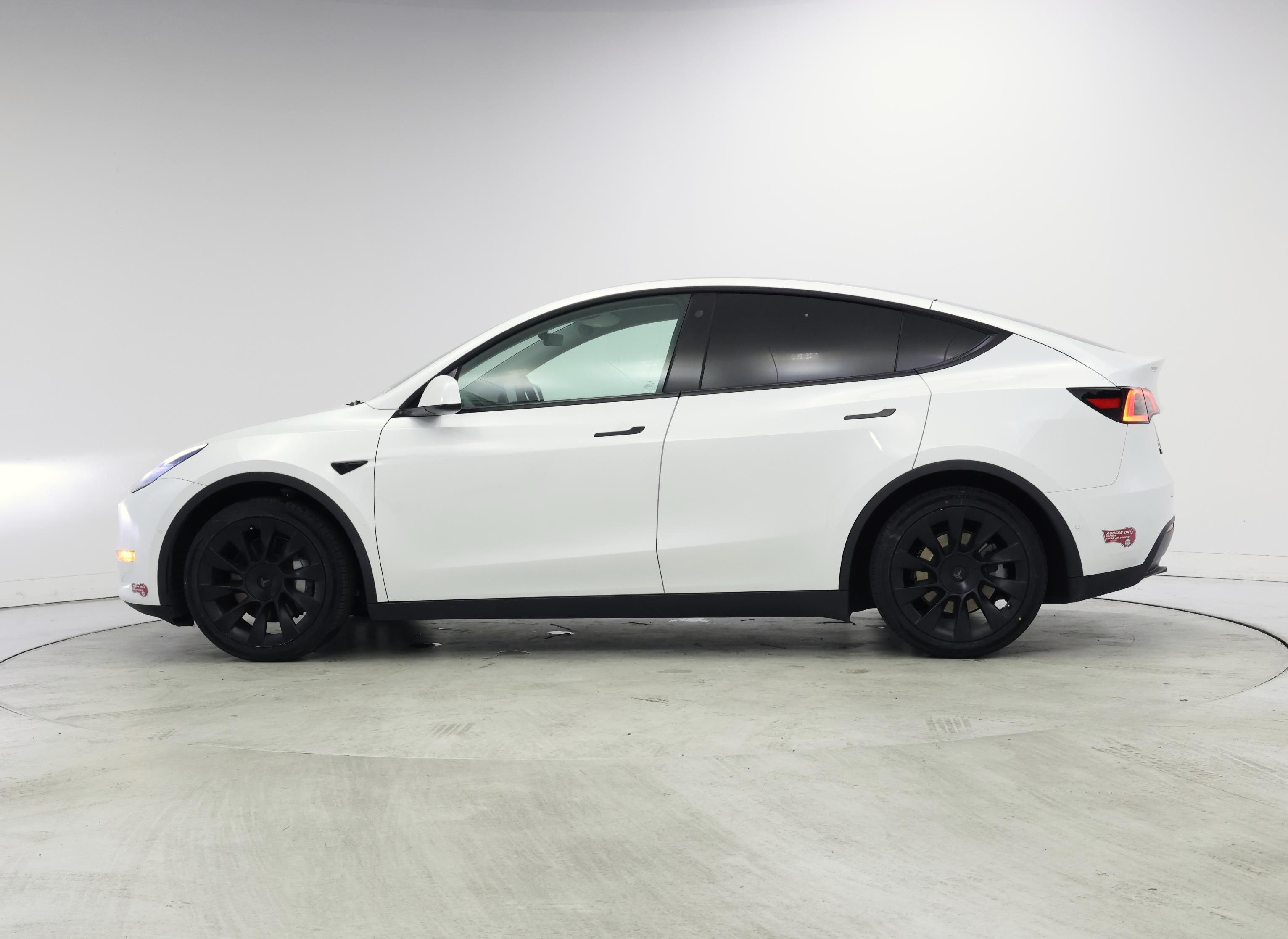 Thumbnail: 2021 Tesla Model Y - 3