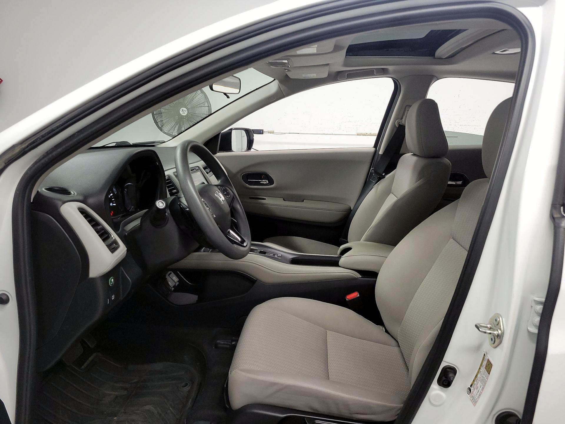 Thumbnail: 2017 Honda HR-V - 11