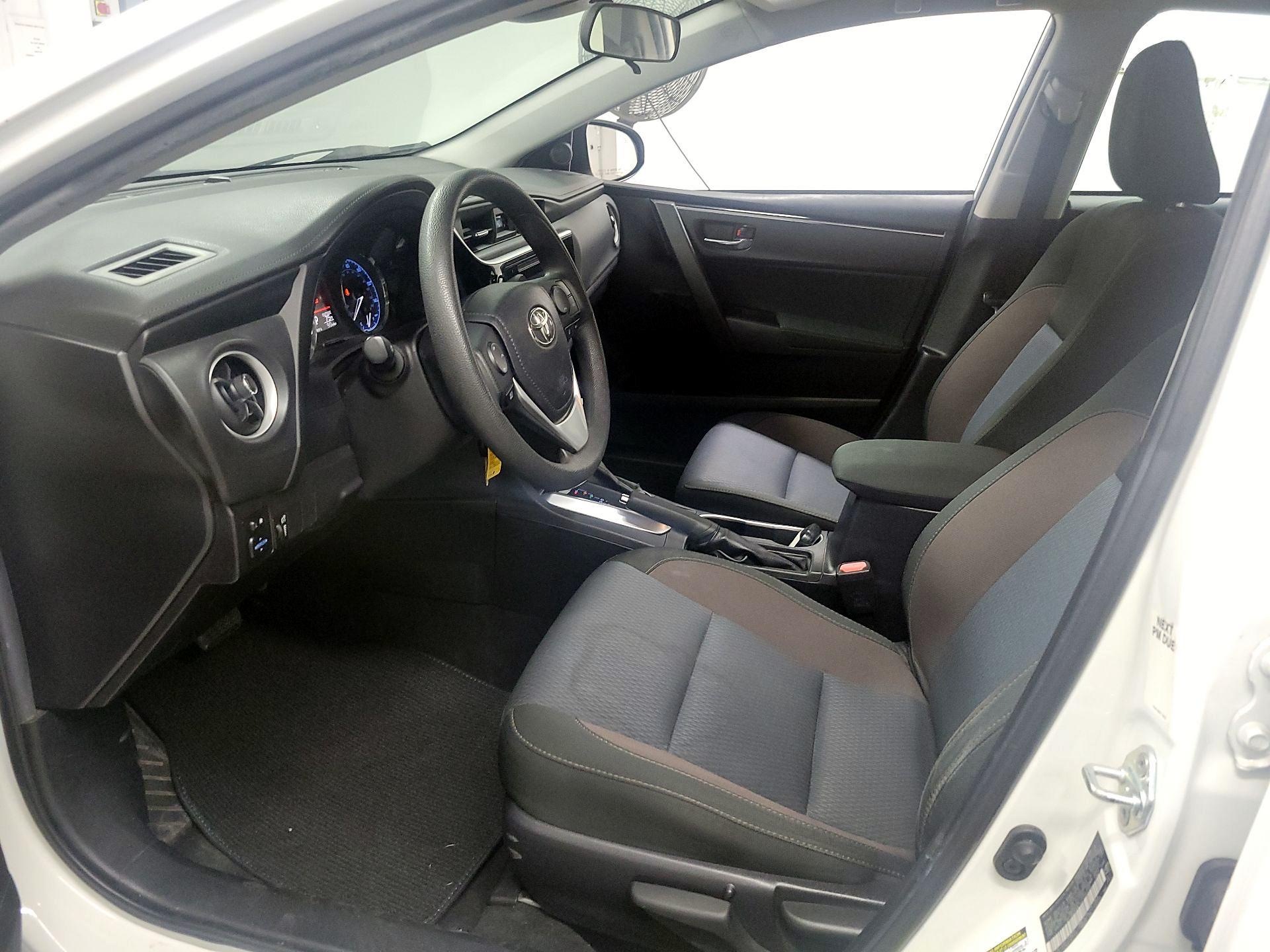 Thumbnail: 2018 Toyota Corolla - 11