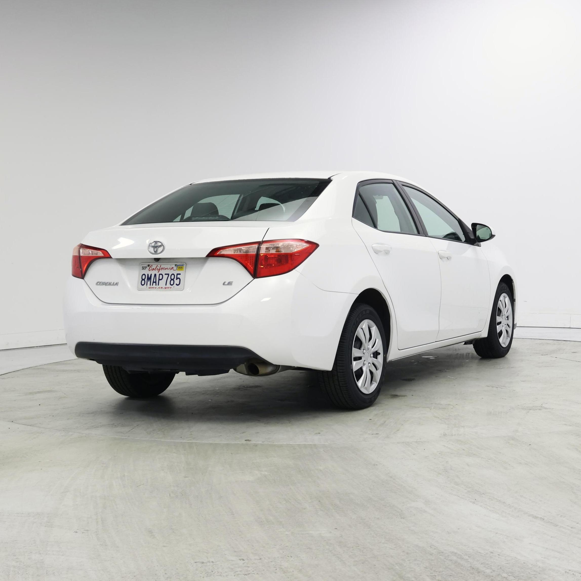 Thumbnail: 2018 Toyota Corolla - 8