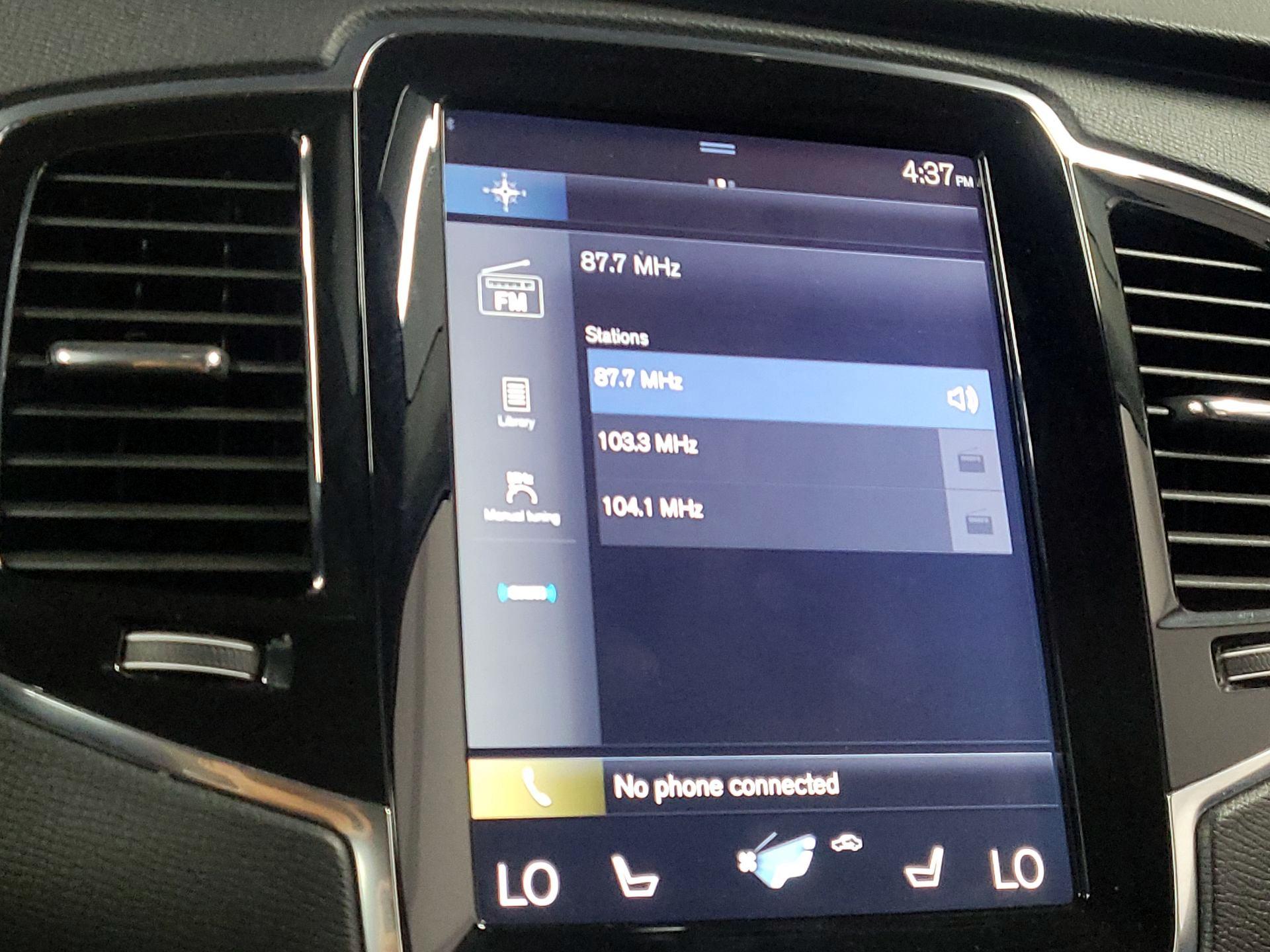 Thumbnail: 2018 Volvo XC90 - 16