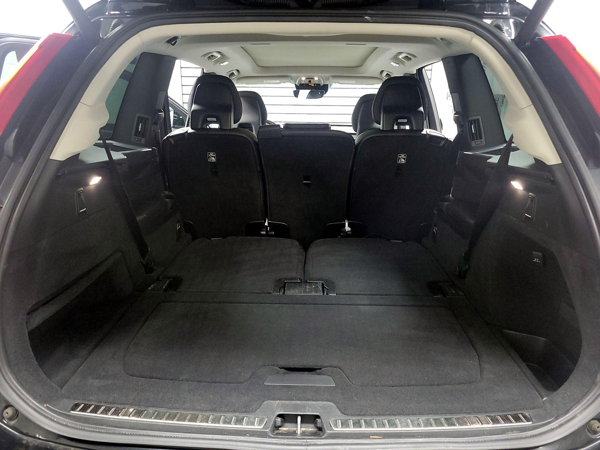 Thumbnail: 2018 Volvo XC90 - 20