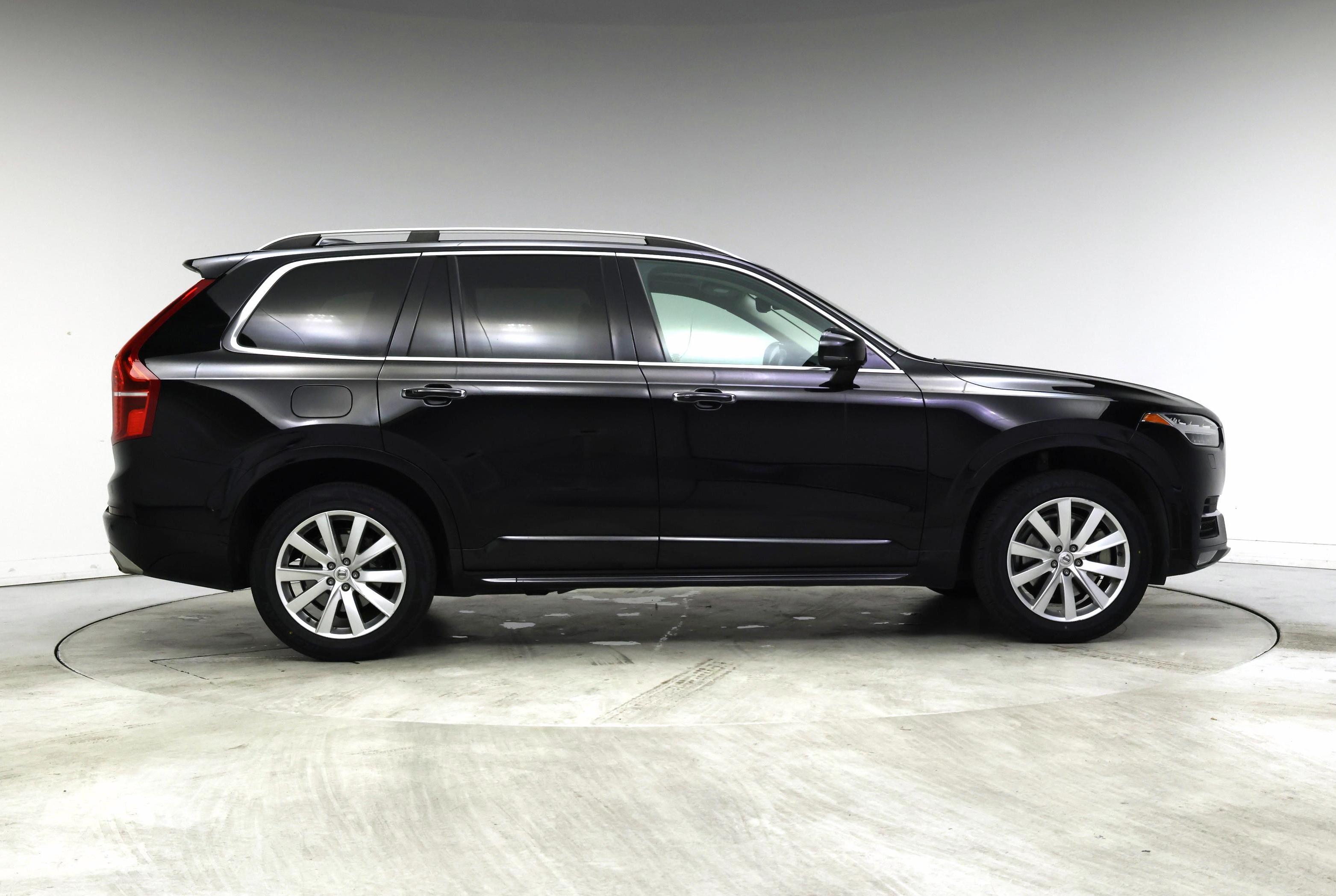 Thumbnail: 2018 Volvo XC90 - 7