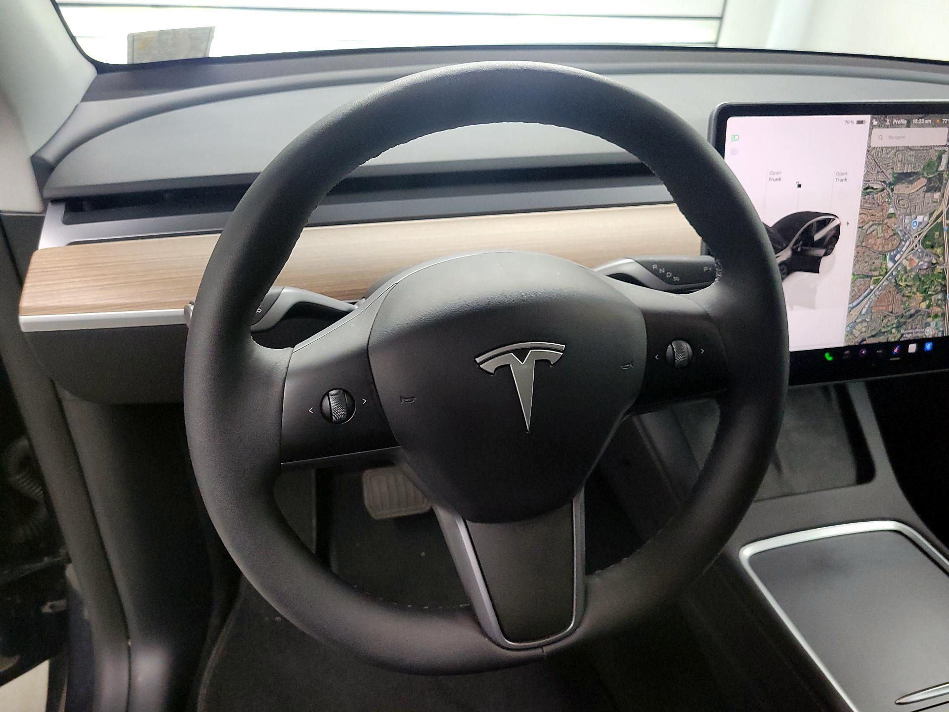 Thumbnail: 2025 Tesla Model Y - 10