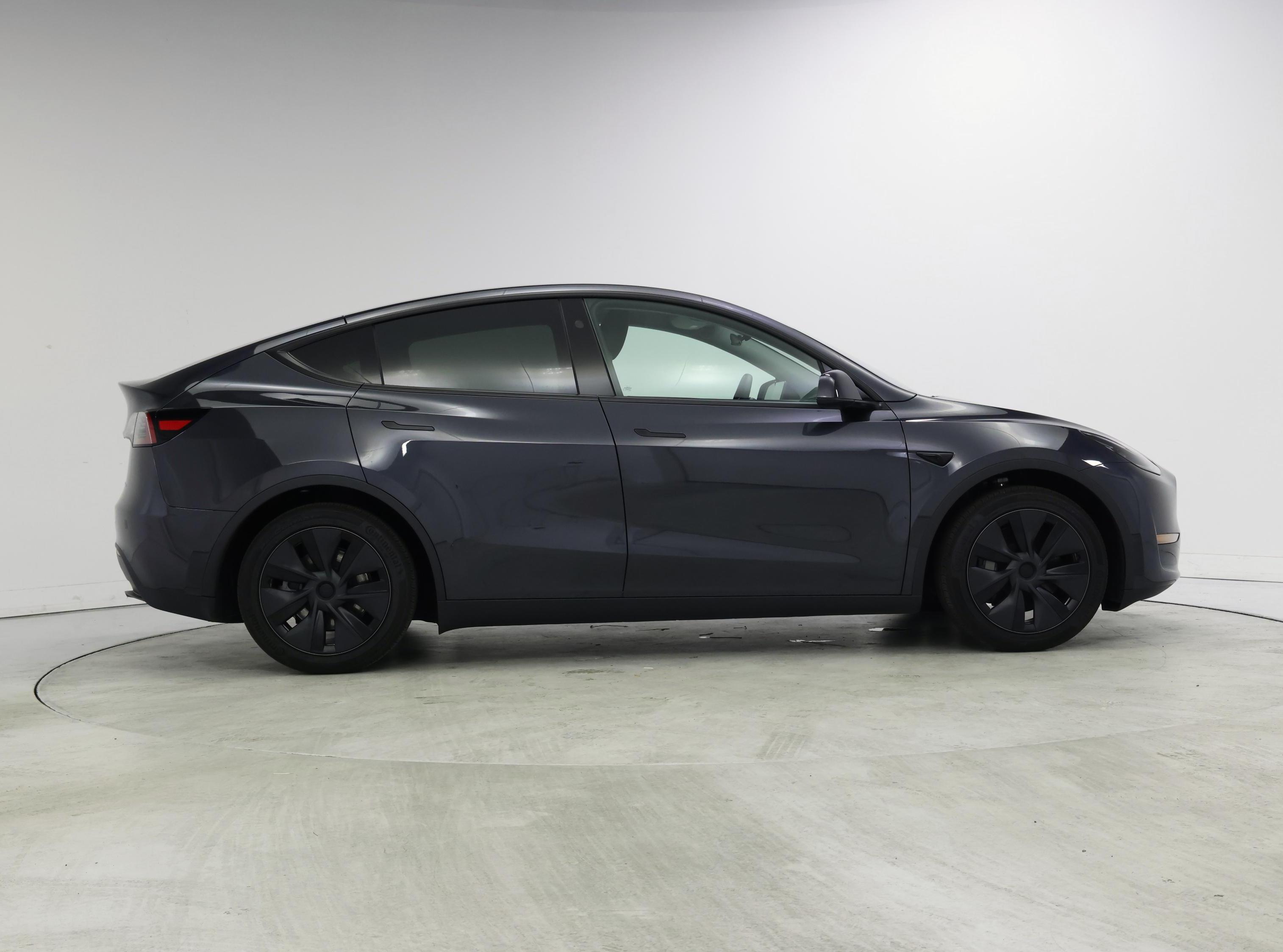 Thumbnail: 2025 Tesla Model Y - 7