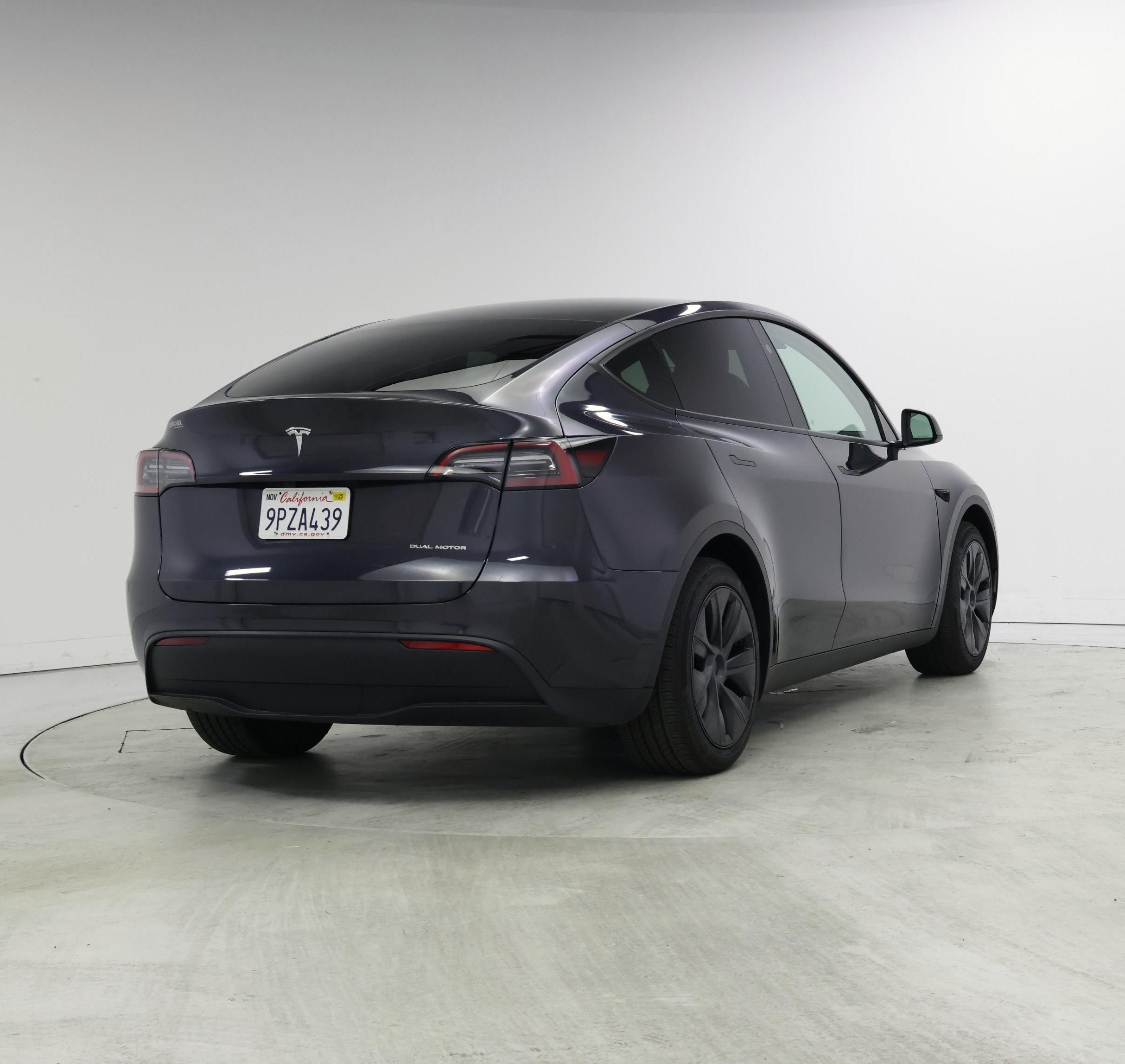 Thumbnail: 2025 Tesla Model Y - 8
