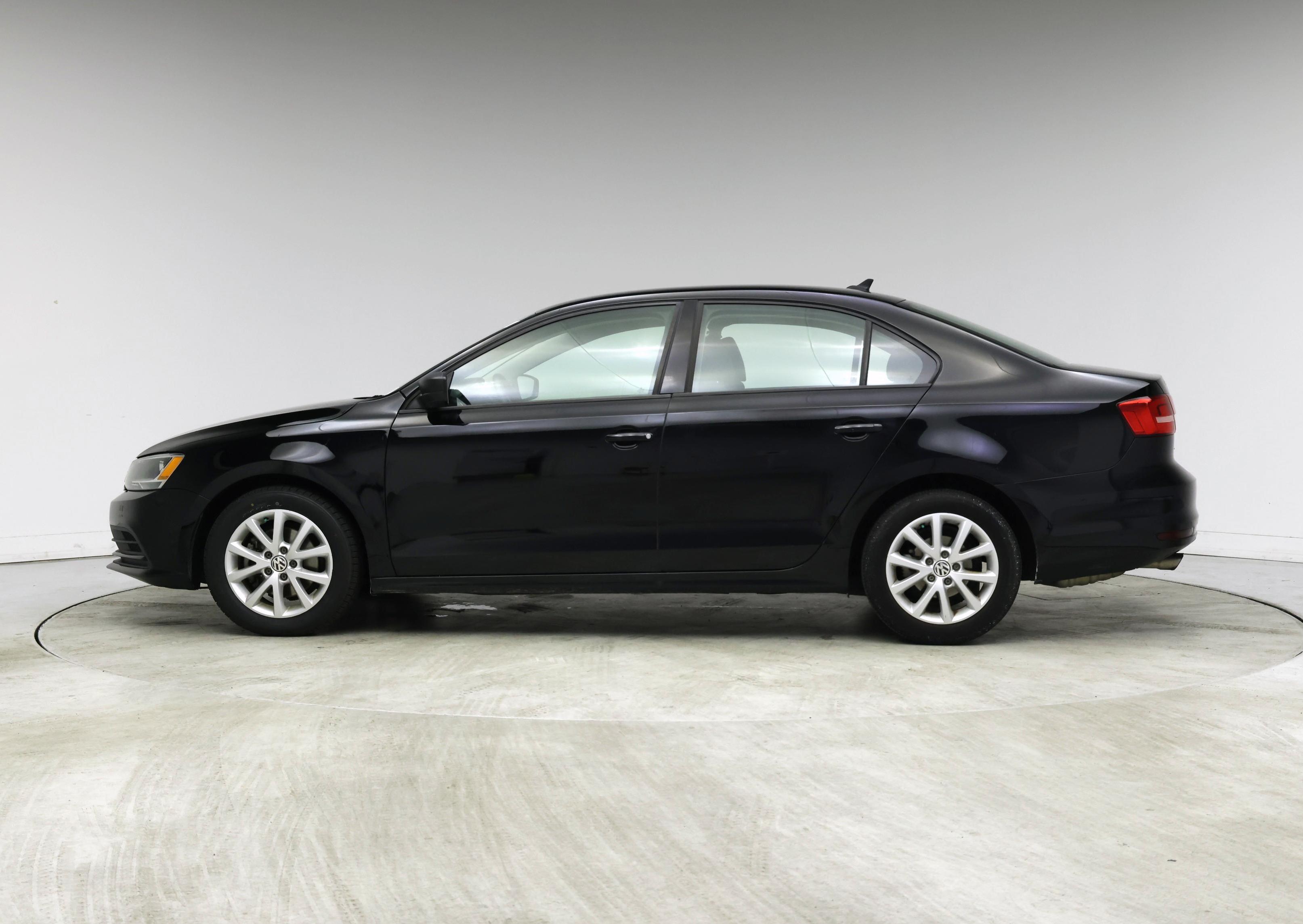 Thumbnail: 2015 Volkswagen Jetta - 3