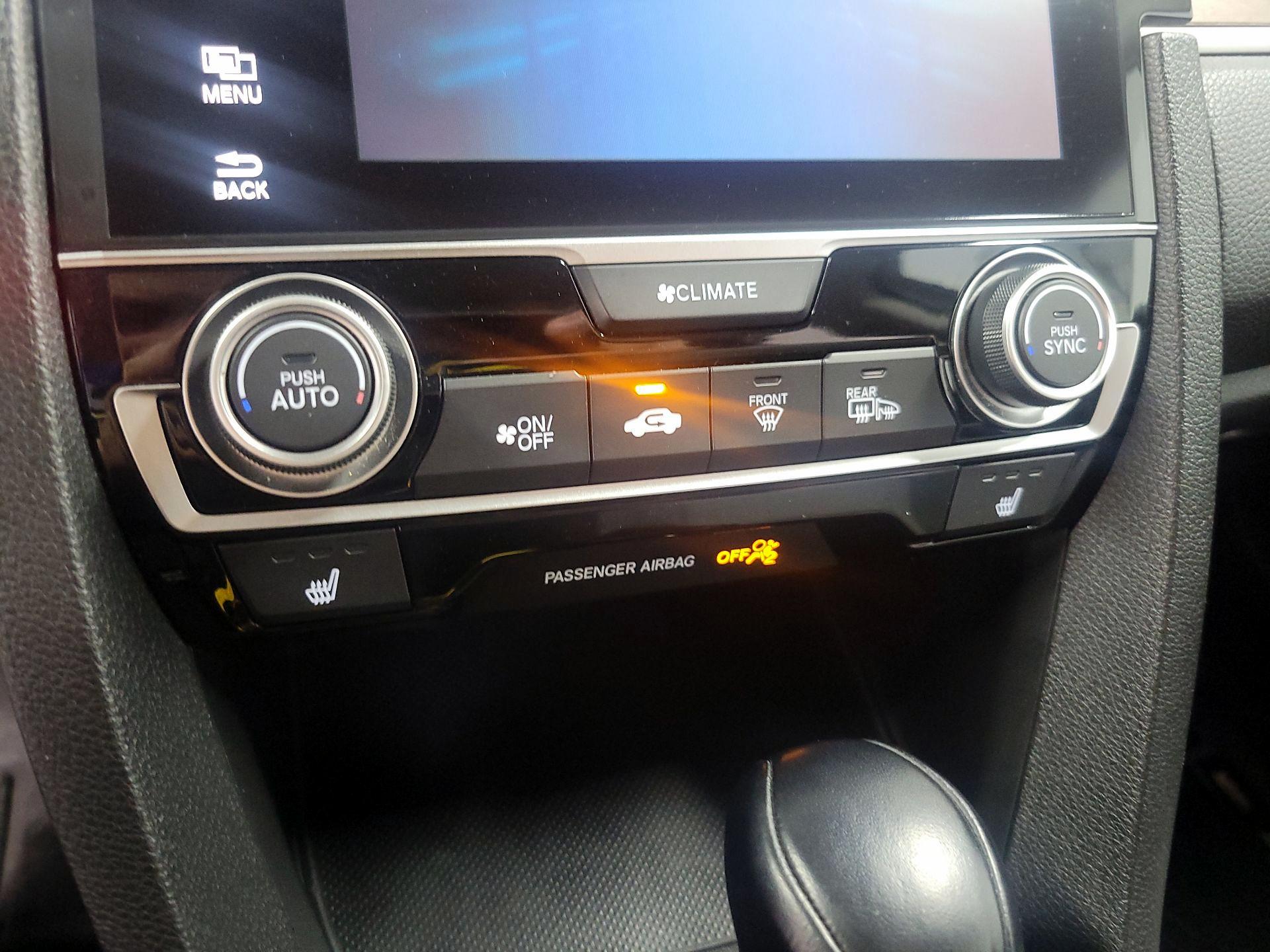 Thumbnail: 2016 Honda Civic - 14