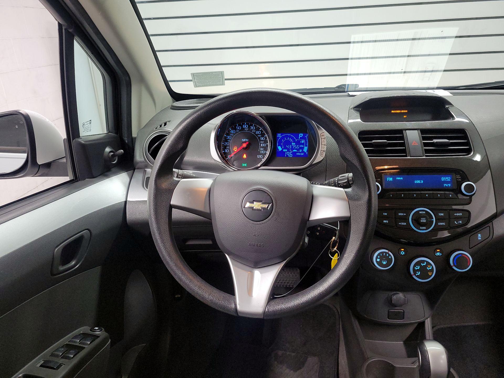 Thumbnail: 2015 Chevrolet Spark - 10