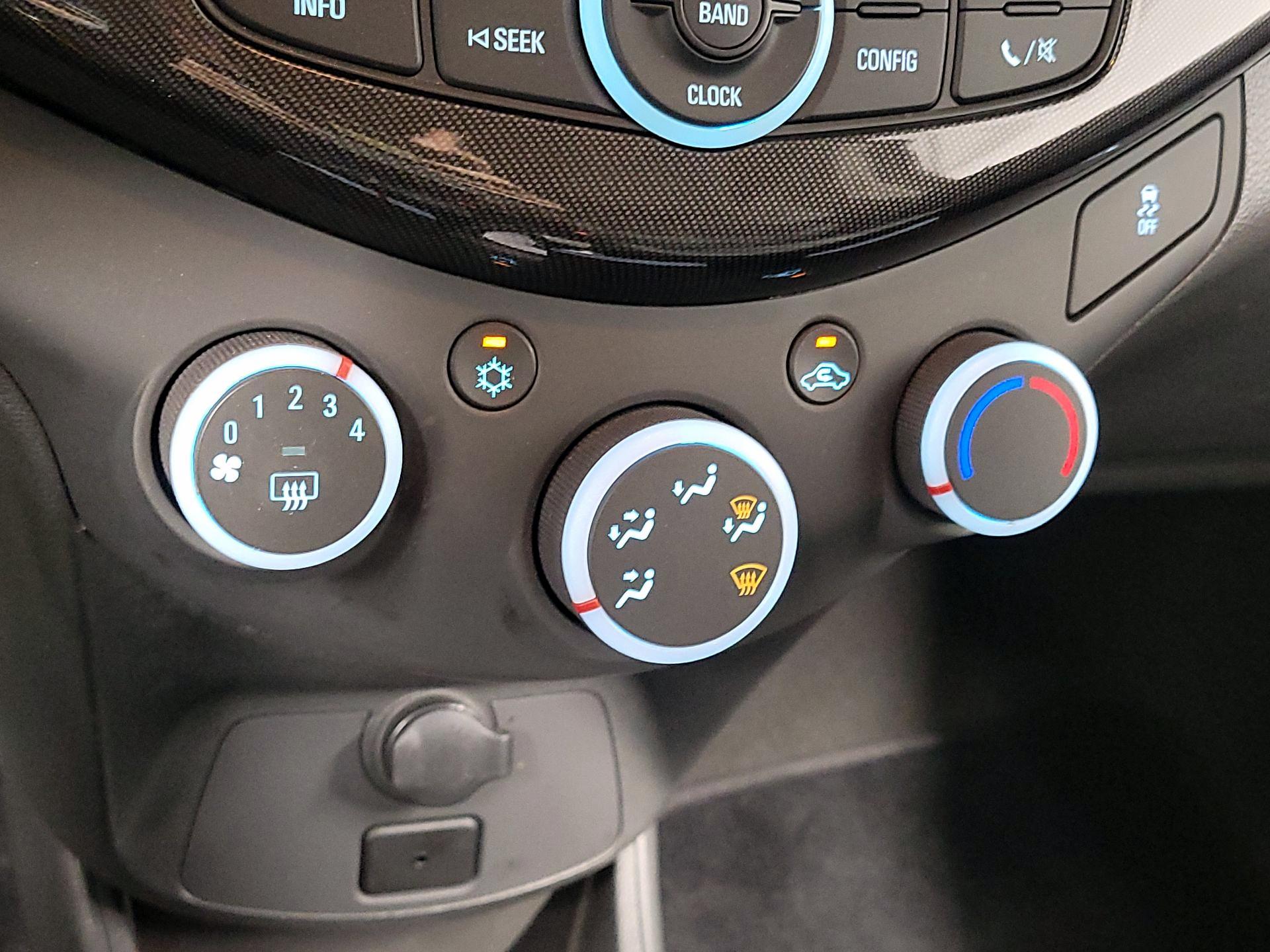 Thumbnail: 2015 Chevrolet Spark - 14