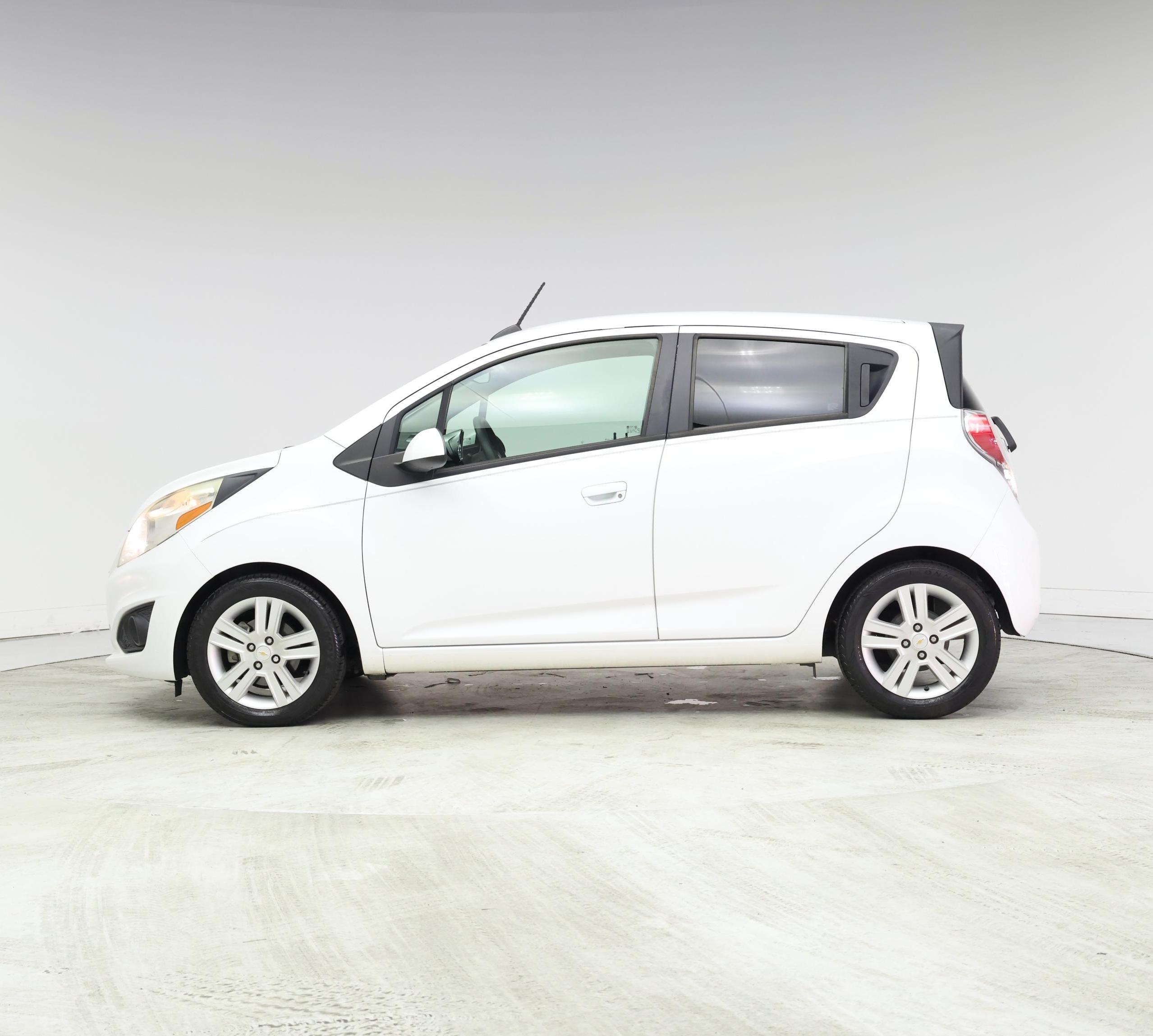 Thumbnail: 2015 Chevrolet Spark - 3