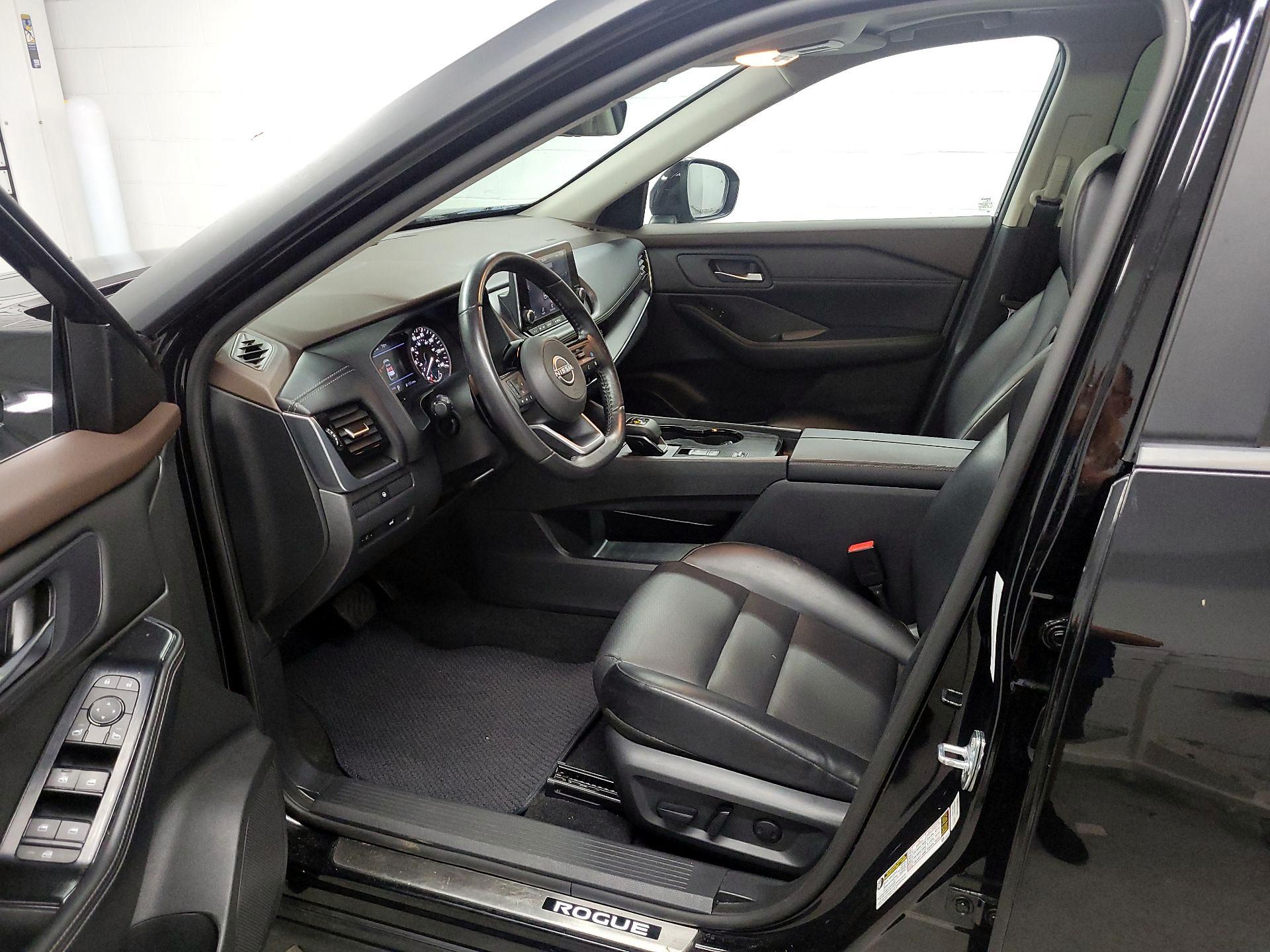 Thumbnail: 2023 Nissan Rogue - 11