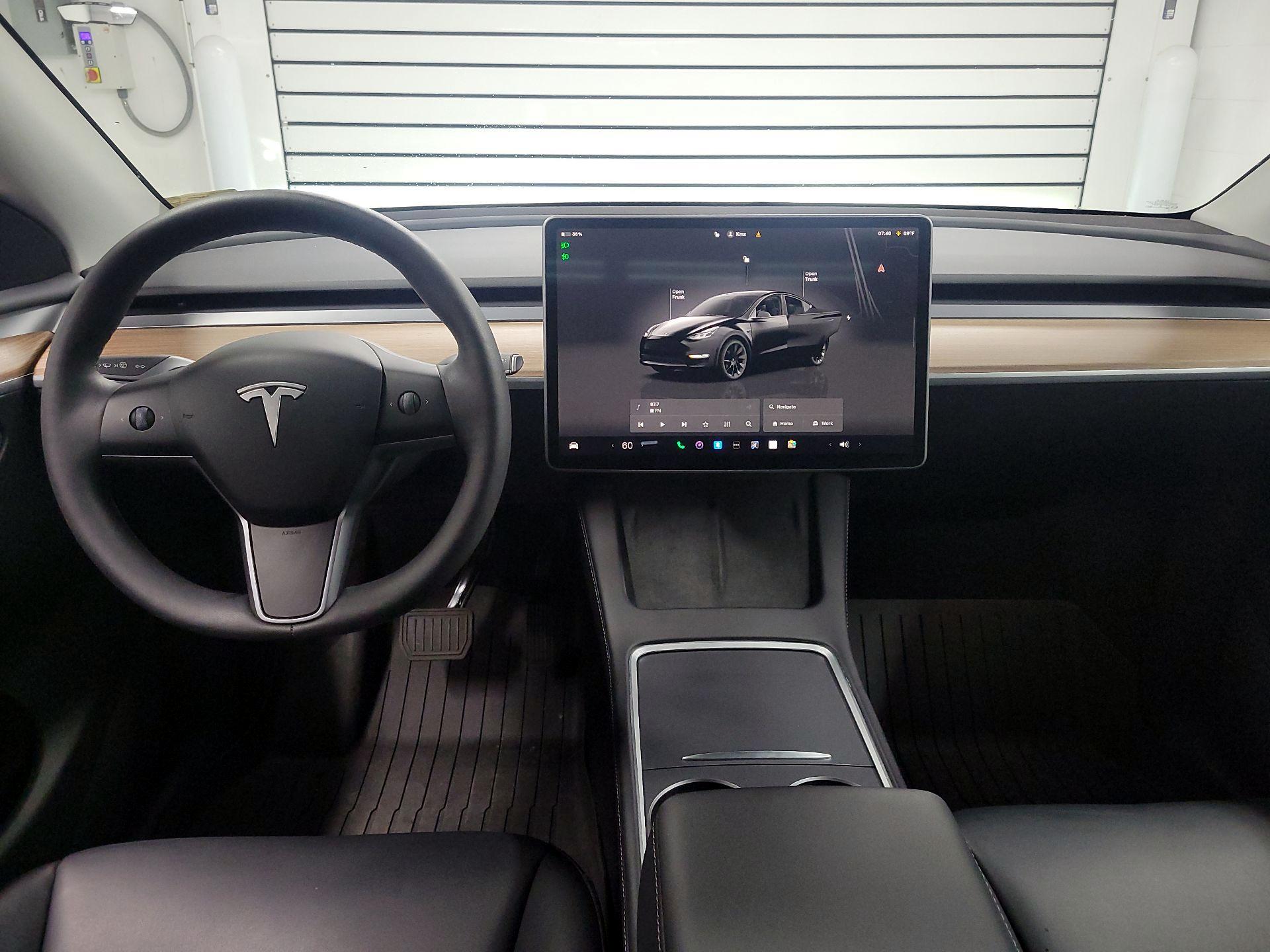 Thumbnail: 2025 Tesla Model Y - 9