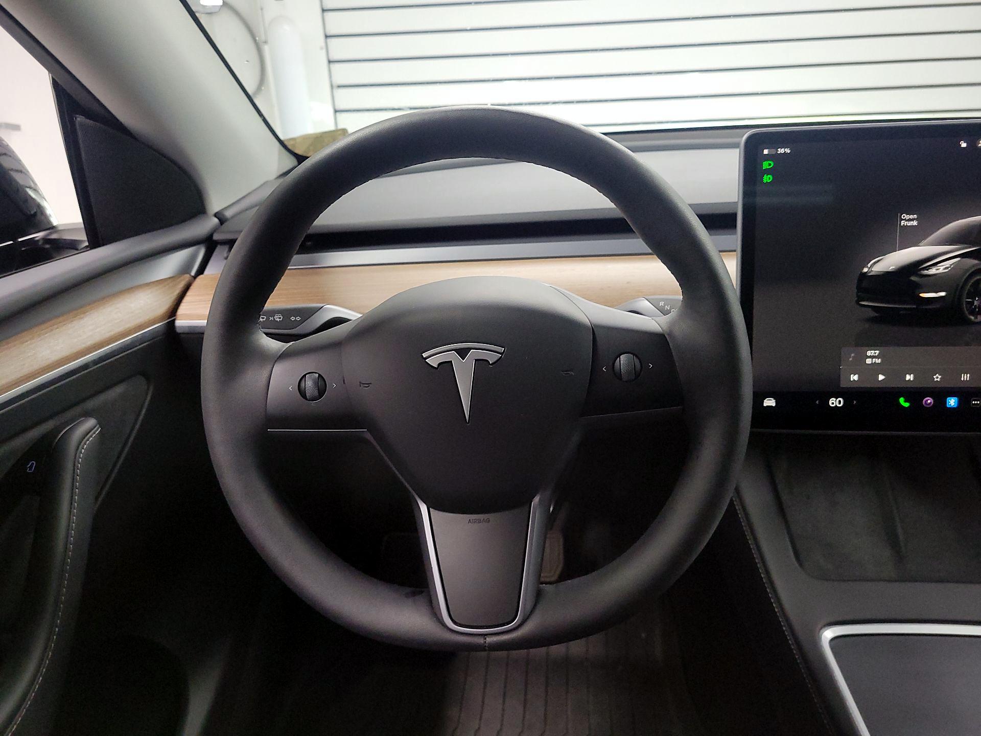 Thumbnail: 2025 Tesla Model Y - 10