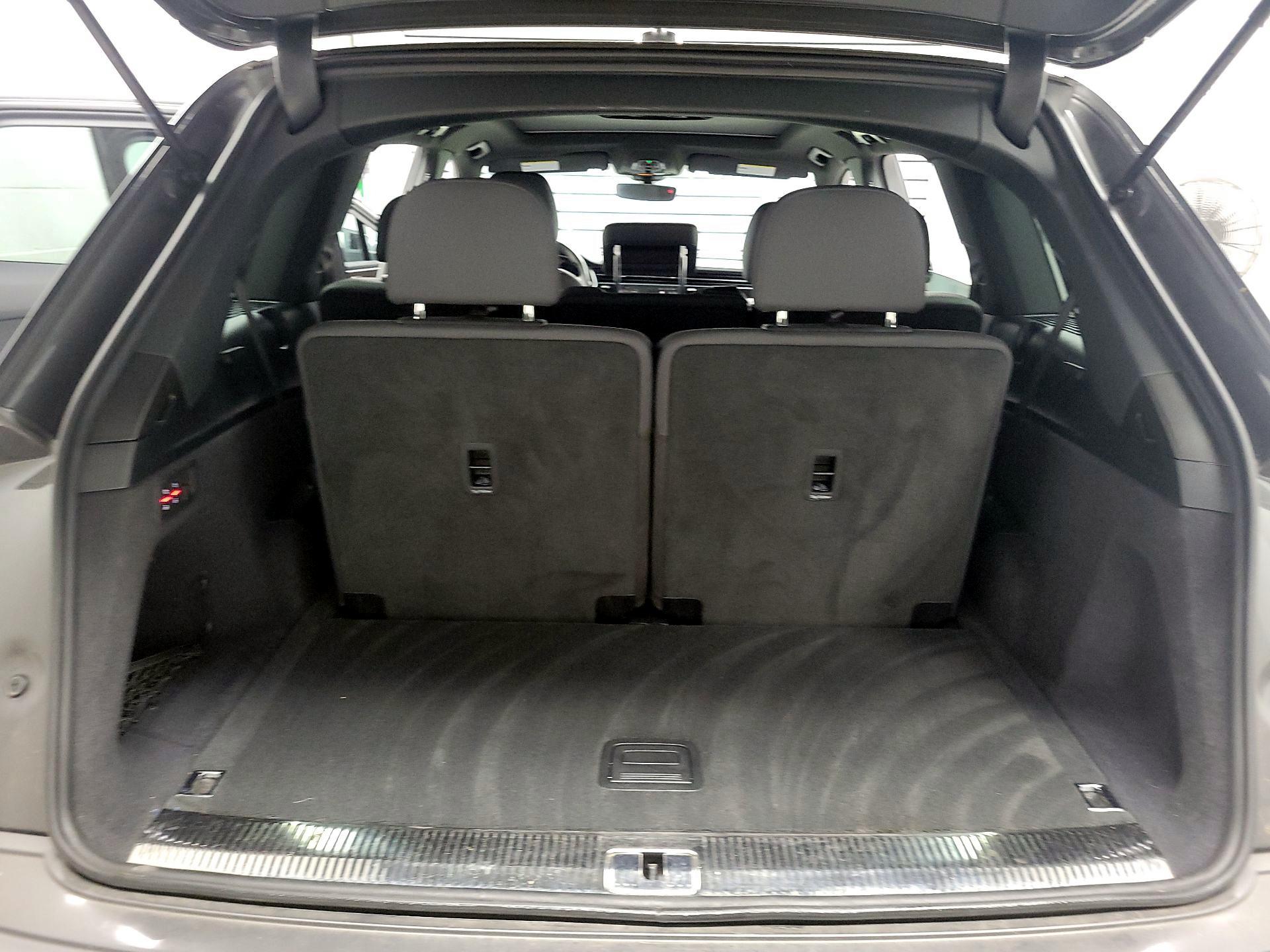 Thumbnail: 2021 Audi Q7 - 20