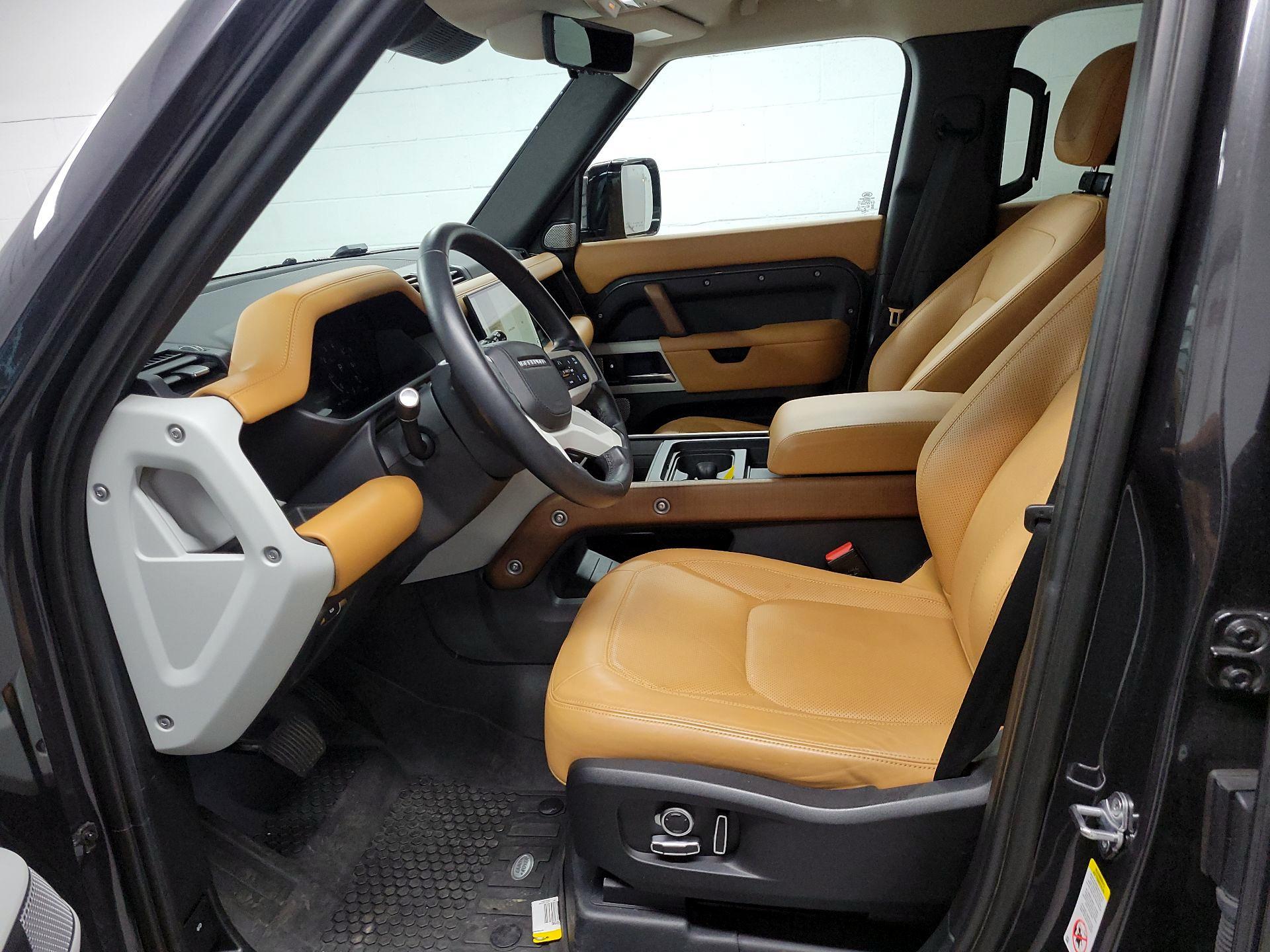 Thumbnail: 2023 Land Rover Defender - 11