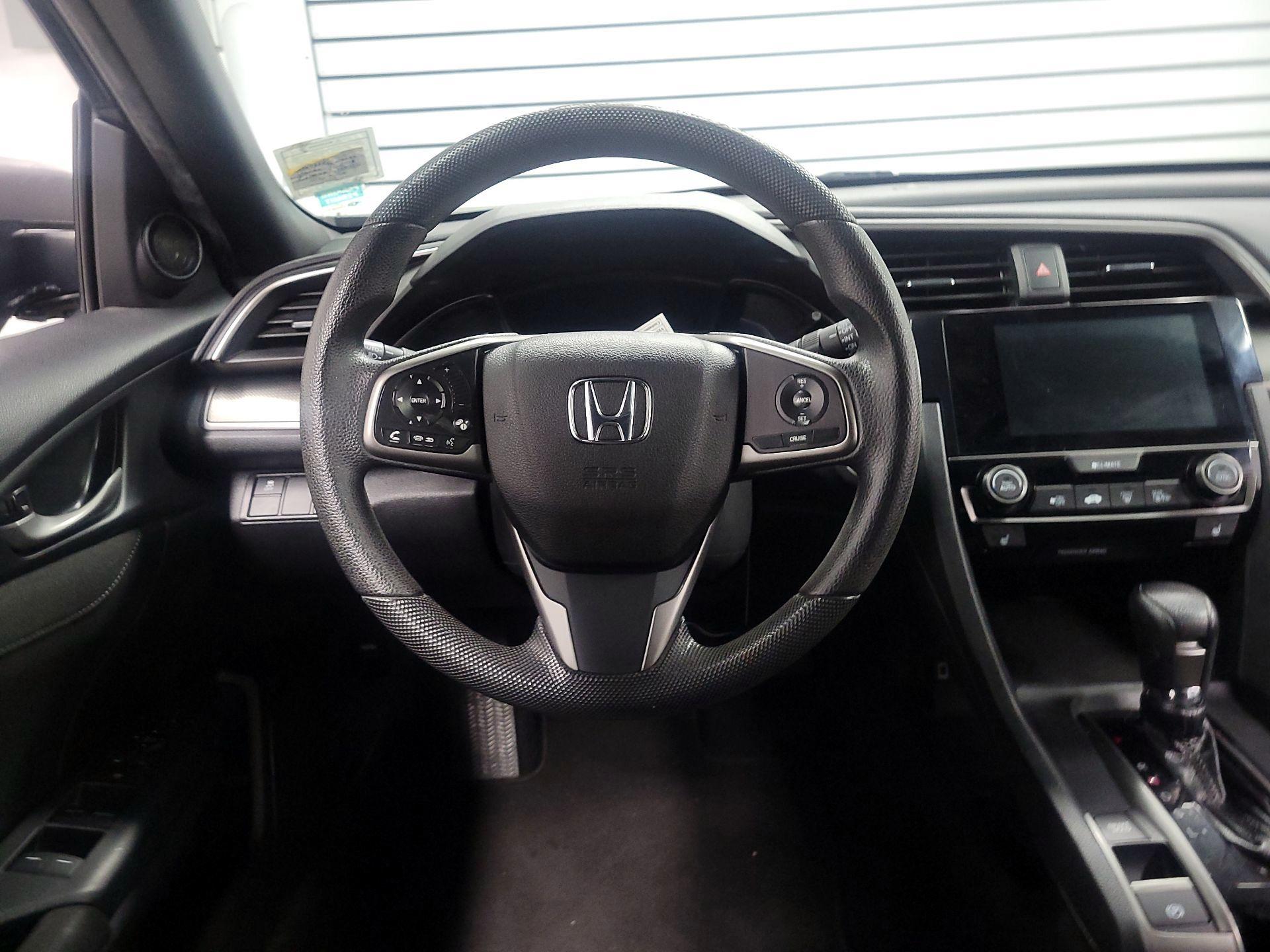 Thumbnail: 2018 Honda Civic - 10