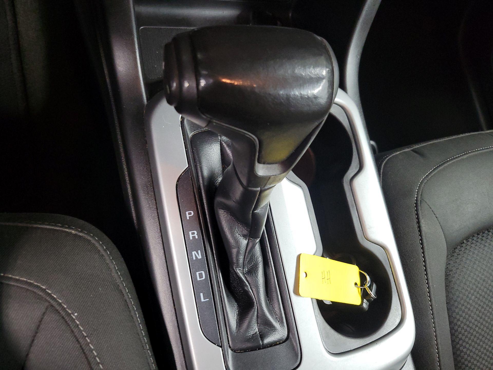 Thumbnail: 2017 Chevrolet Colorado - 16