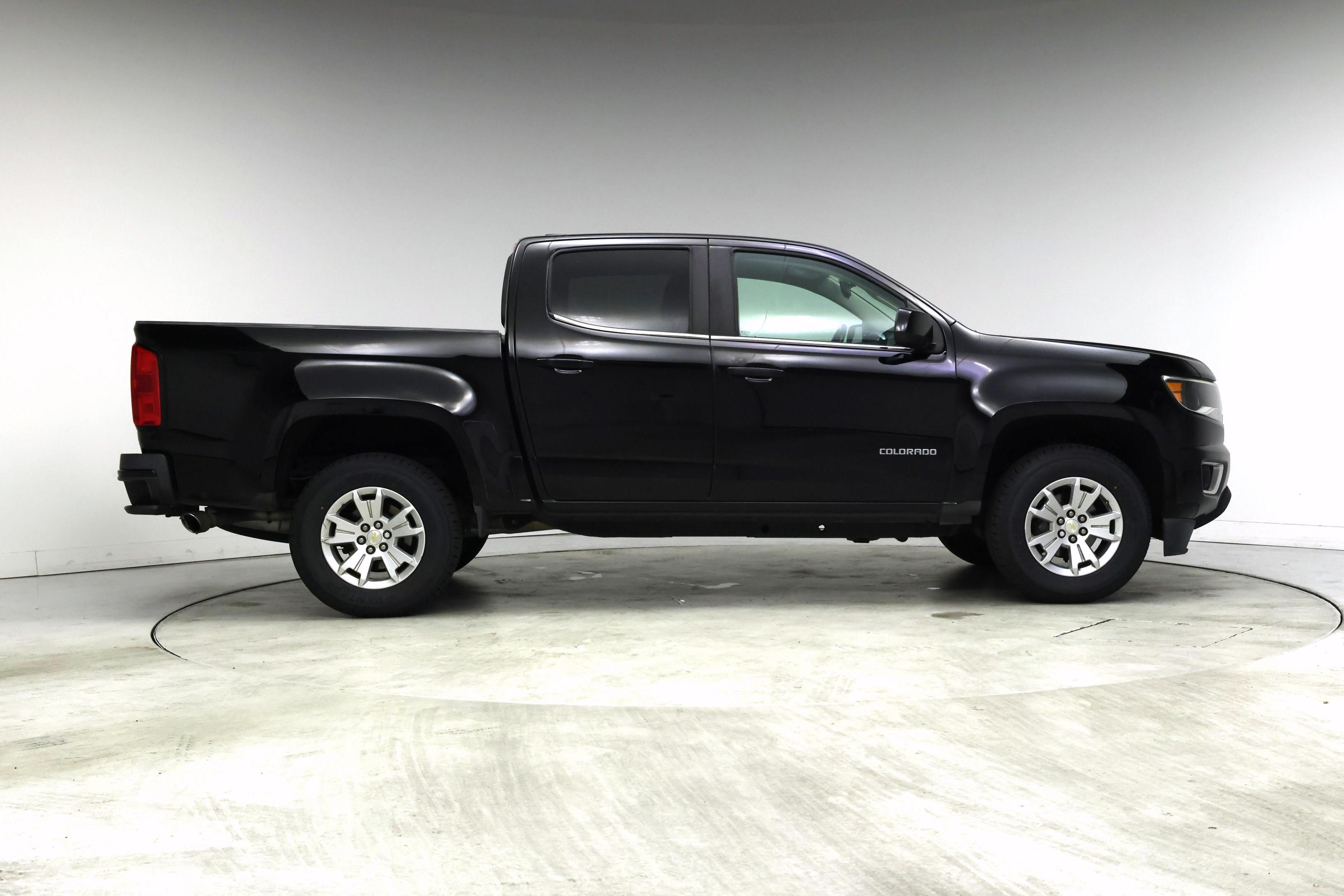 Thumbnail: 2017 Chevrolet Colorado - 7