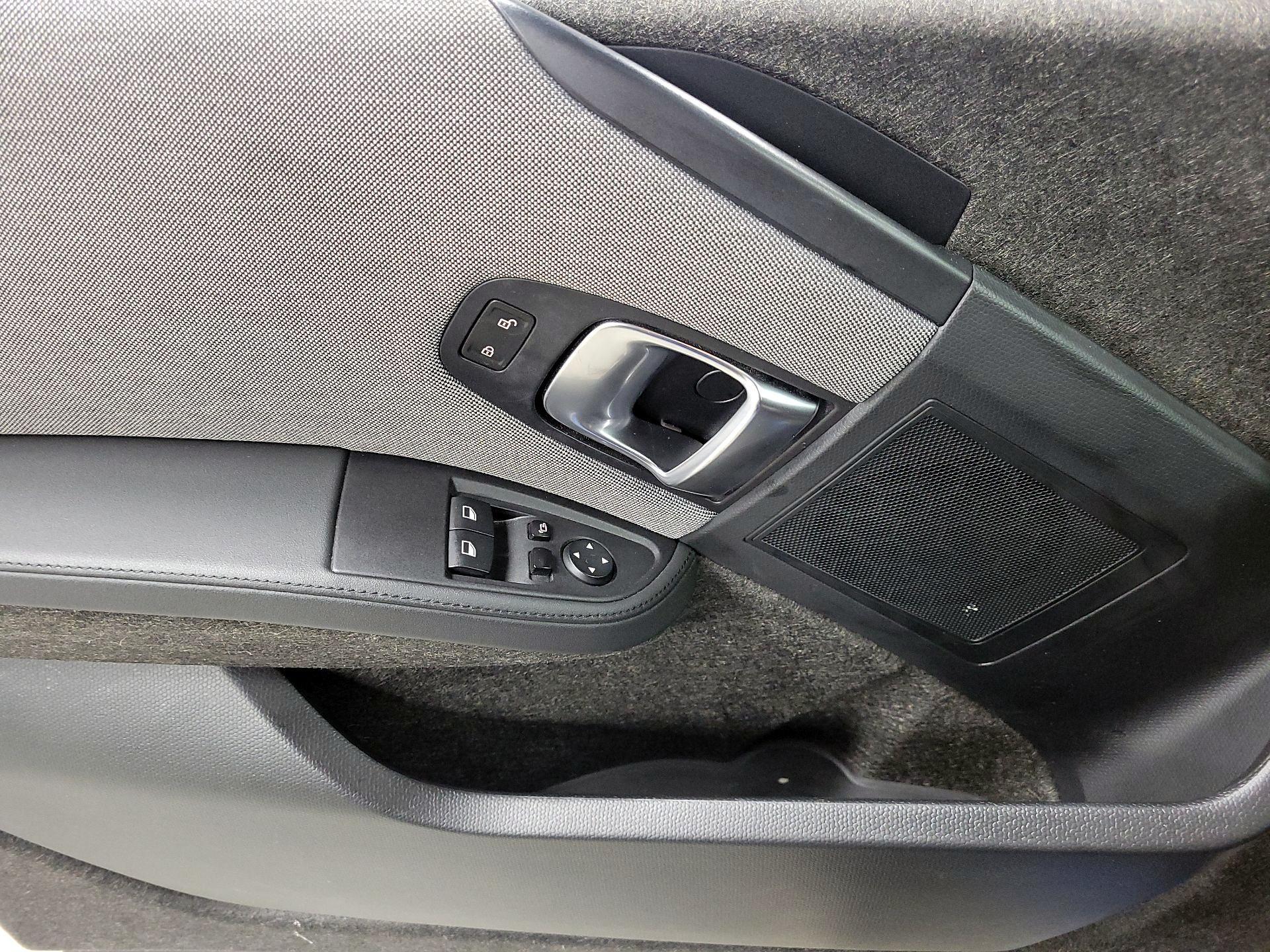 Thumbnail: 2017 BMW i3 - 12