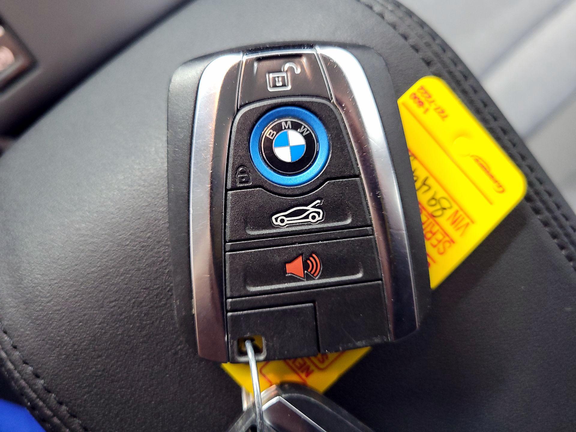 Thumbnail: 2017 BMW i3 - 19